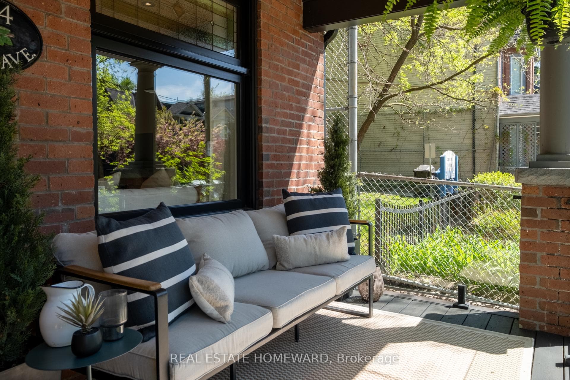 204 Bain Avenue - Semi-Detached photo 3 of 47 in Riverdale / Leslieville, Ontario