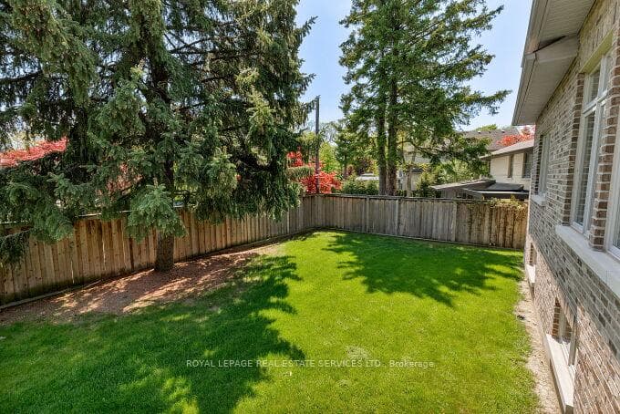 47 Twyford Road - Detached photo 19 of 48 in Etobicoke (Islington / Rexdale), Ontario