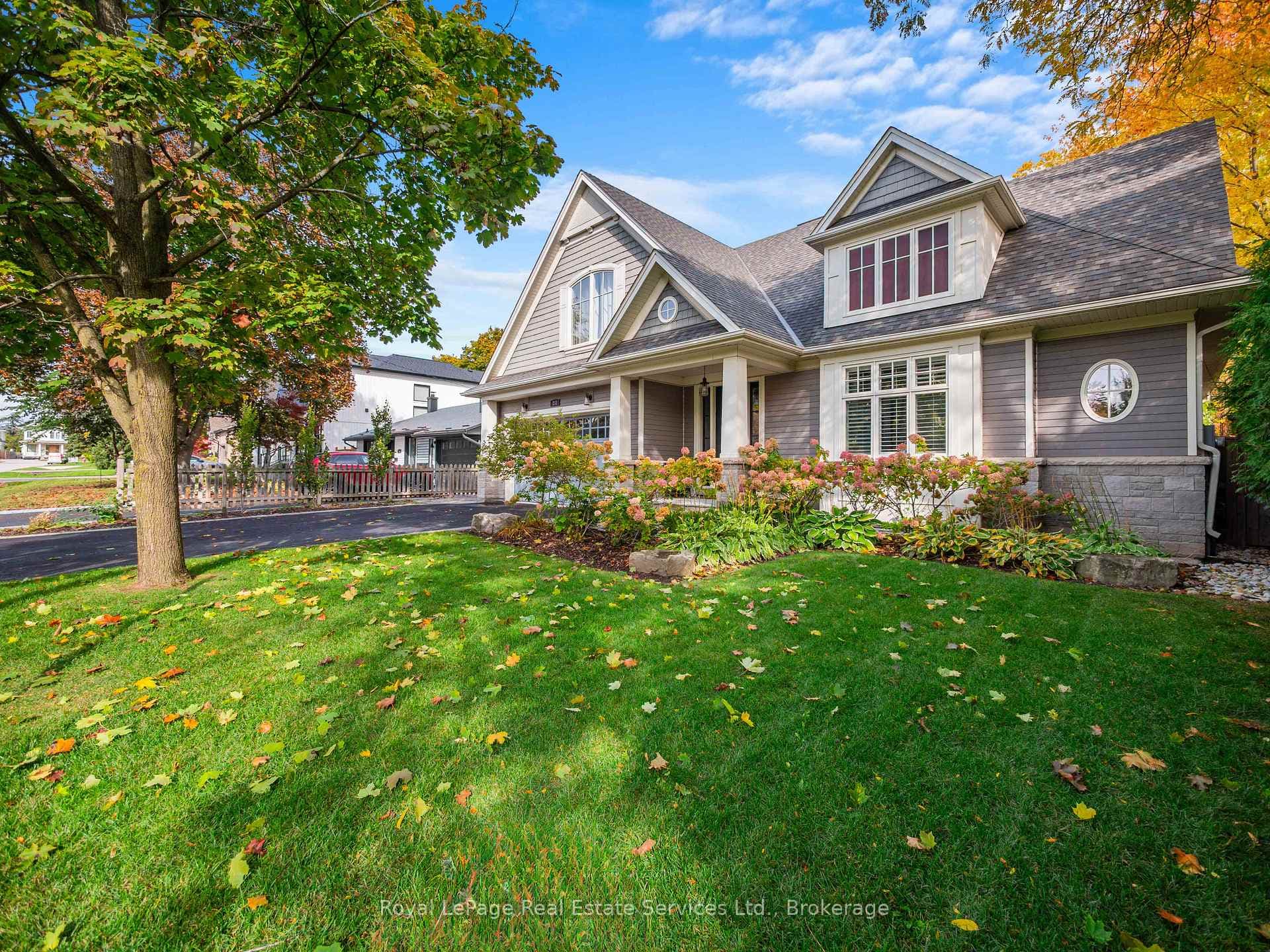 231 Cherryhill Road - home for sale in Oakville, Ontario
