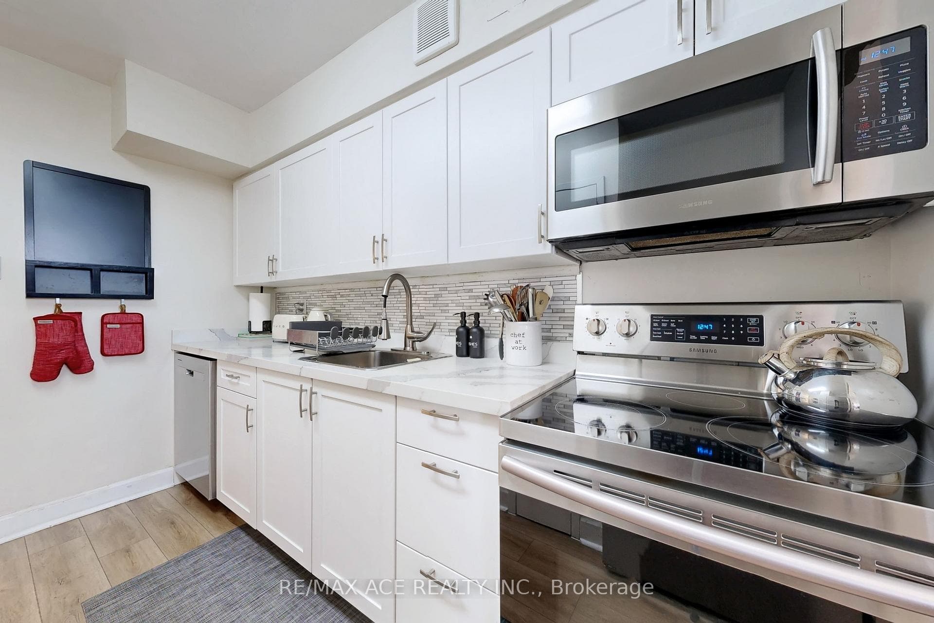 1350 York Mills Road Unit 1906 - Condo photo 26 of 48 in Don Mills / Parkwoods / Victoria Village, Ontario