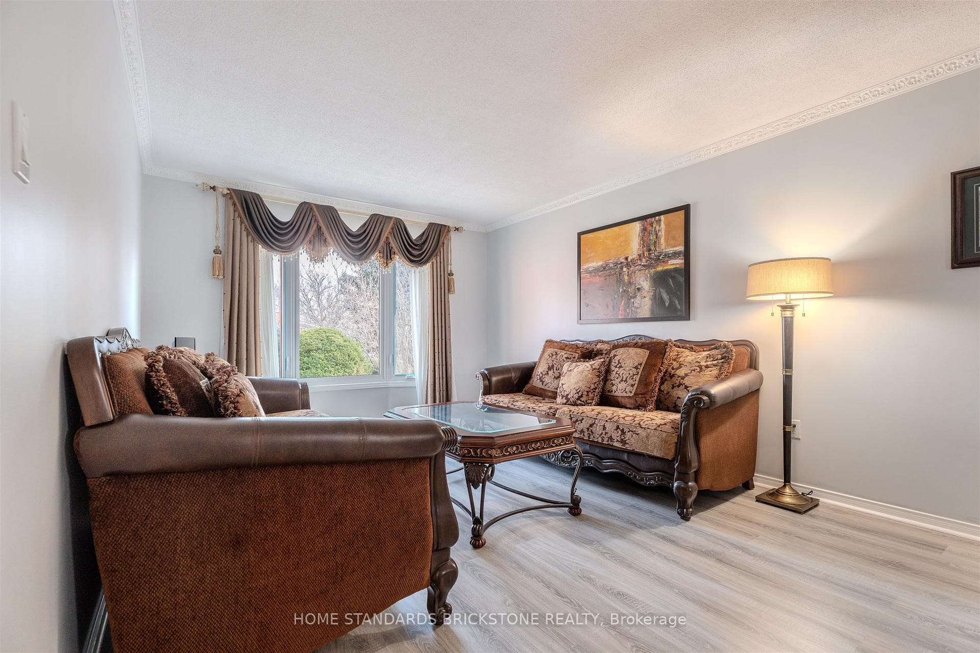4538 Penhallow Road - Detached photo 9 of 49 in Mississauga, Ontario