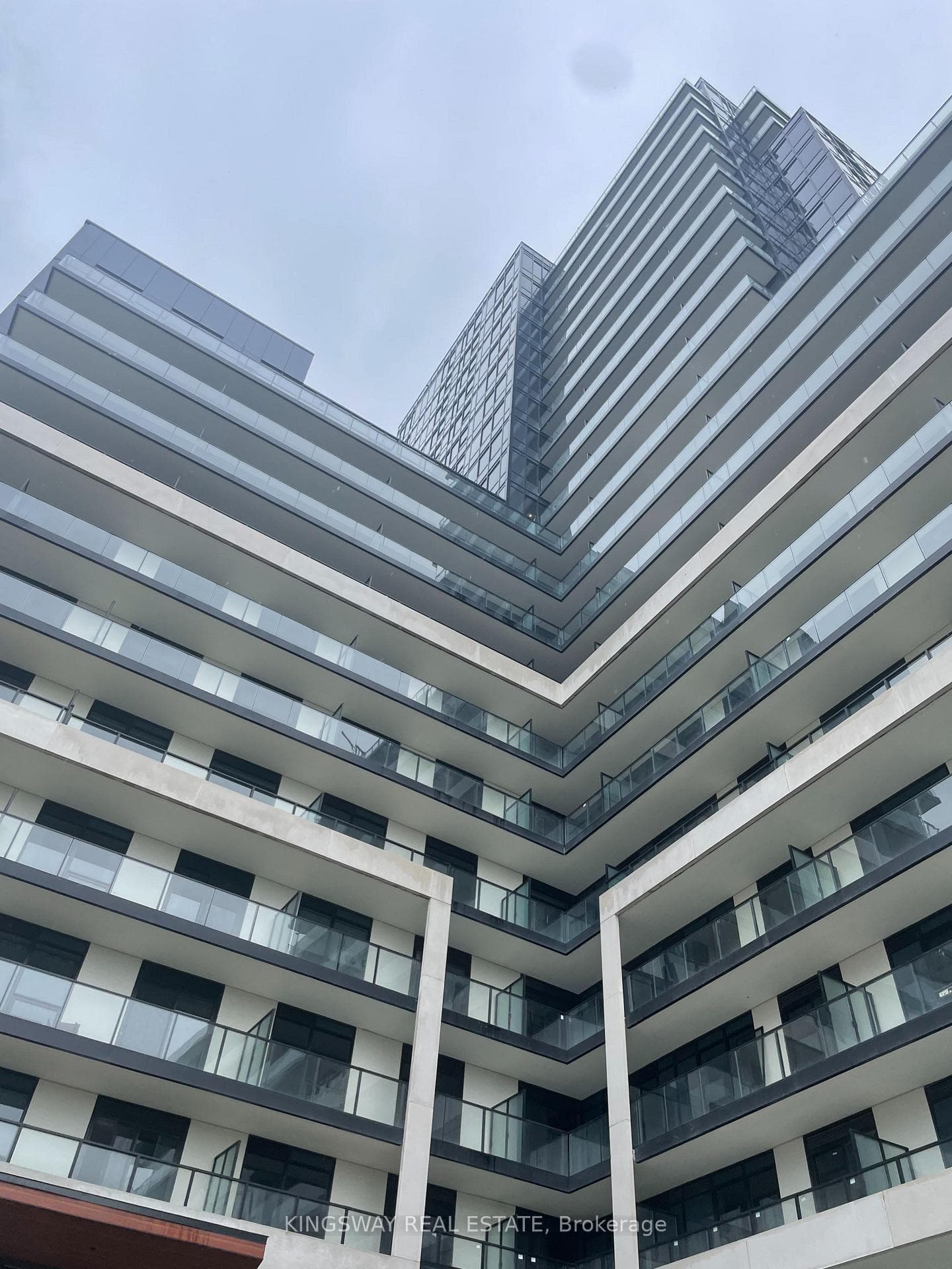 3220 William Coltson Avenue Unit 1002 - home for sale in Oakville, Ontario