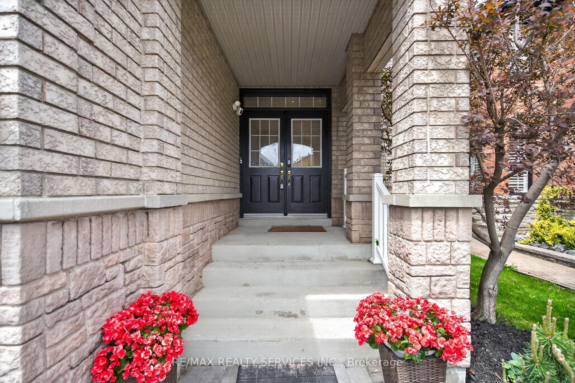 3365 Destination Drive - Detached photo 7 of 50 in Mississauga, Ontario