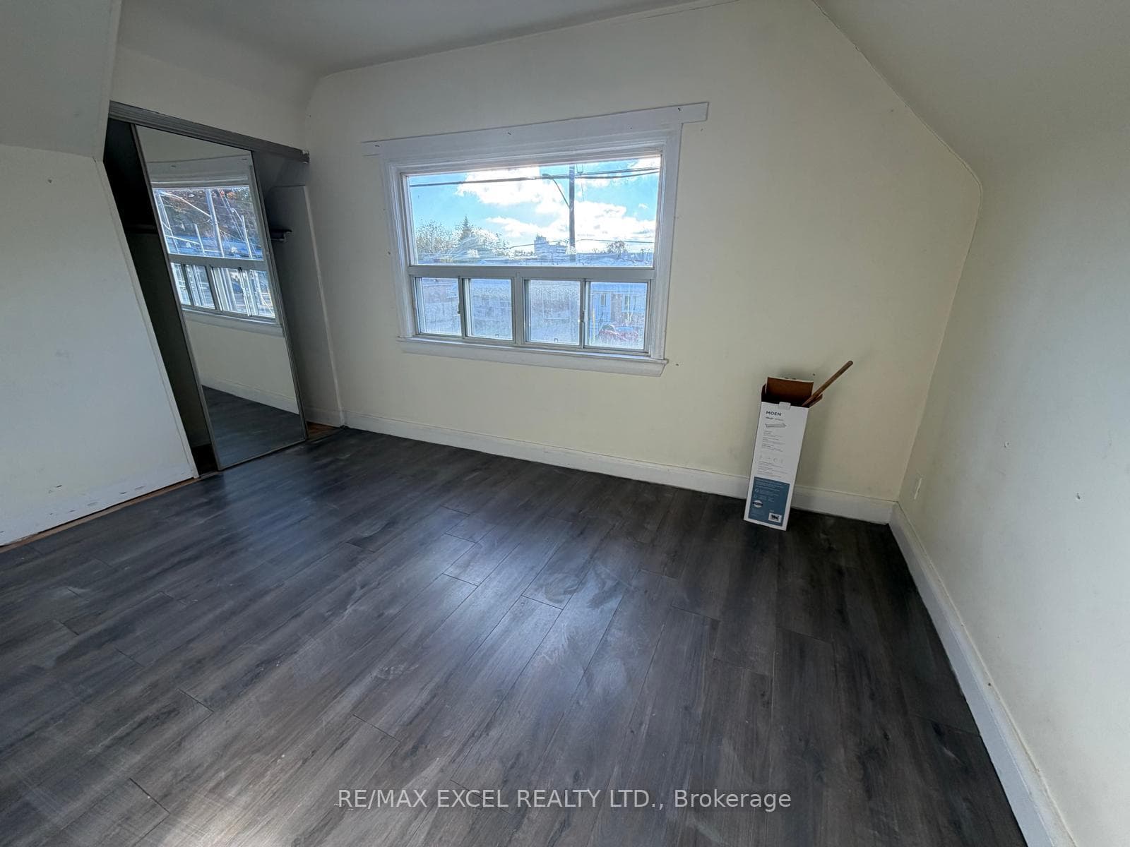 515 Warden Avenue Unit #Upper - Detached photo 7 of 11 in Birch Cliff / Cliffside, Ontario