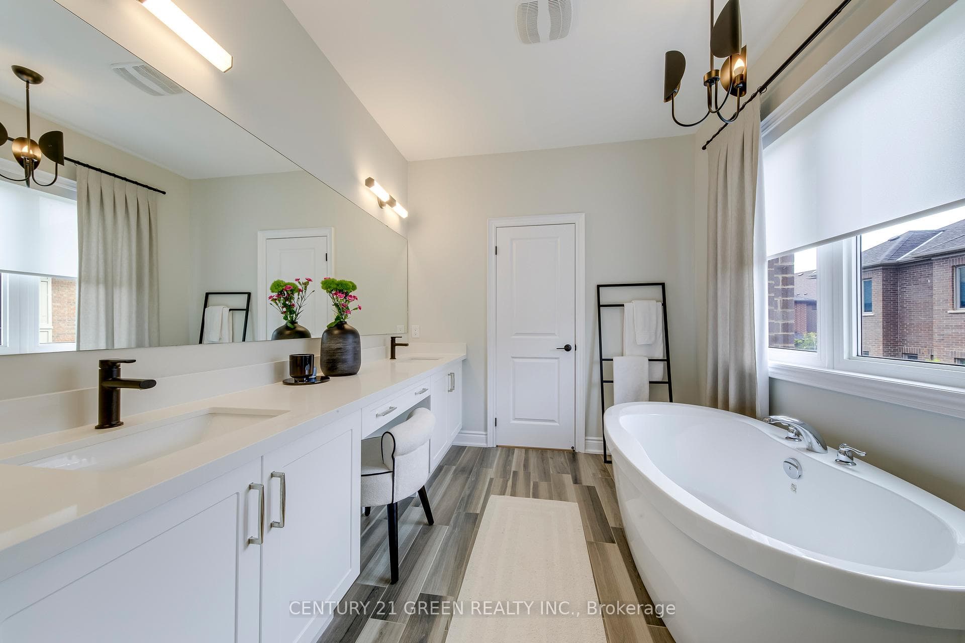 1290 Felicity Gardens - Detached photo 33 of 50 in Oakville, Ontario
