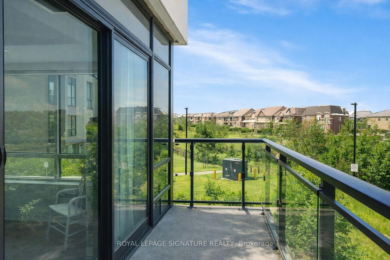 395 Dundas Street Unit 234 - Condo photo 33 of 35 in Oakville, Ontario