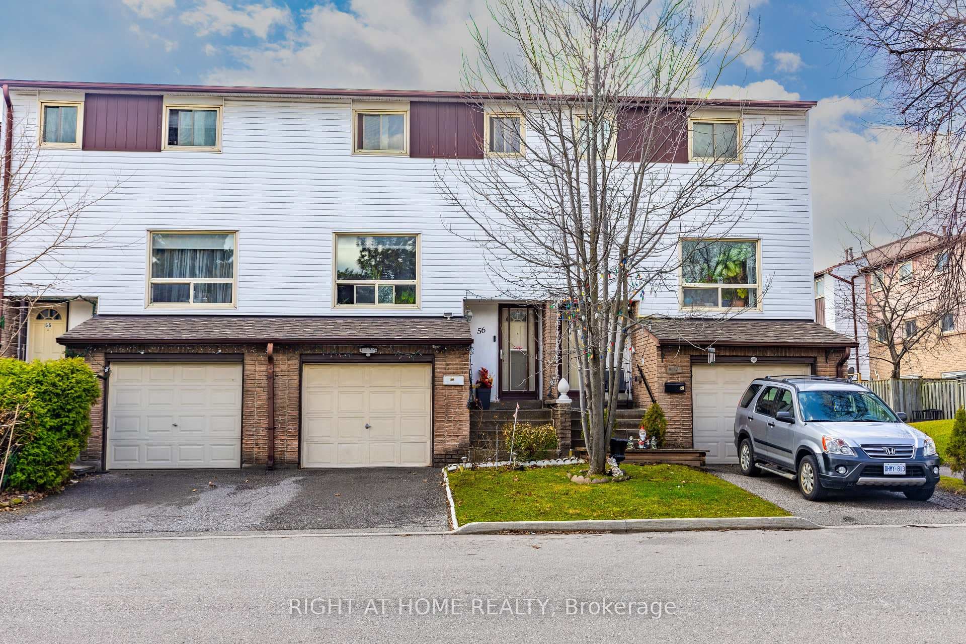 1221 Dundix Rd Road Unit 56 - home for sale in Mississauga, Ontario