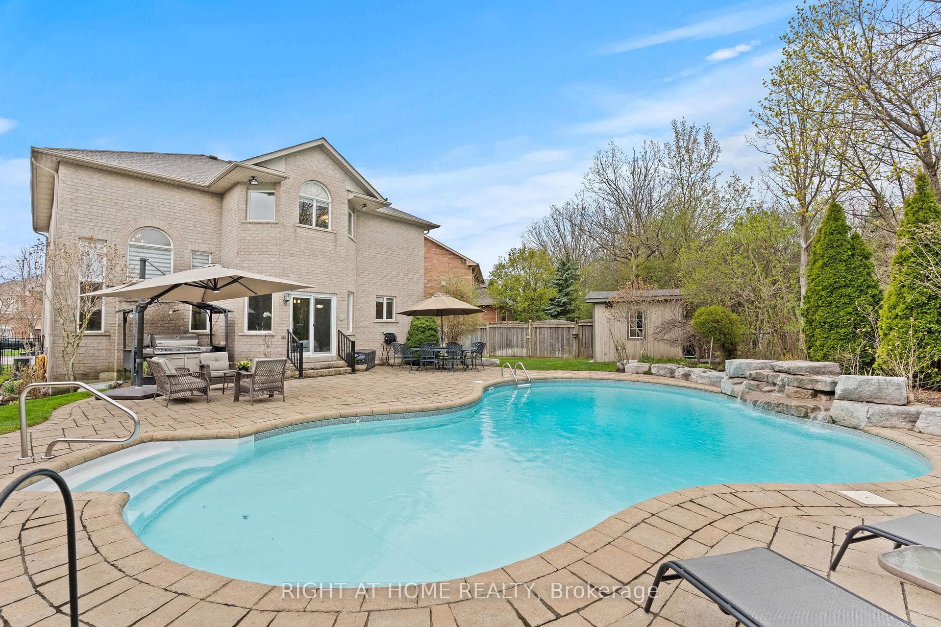 2275 Whitecliffe Way - Detached photo 4 of 38 in Oakville, Ontario
