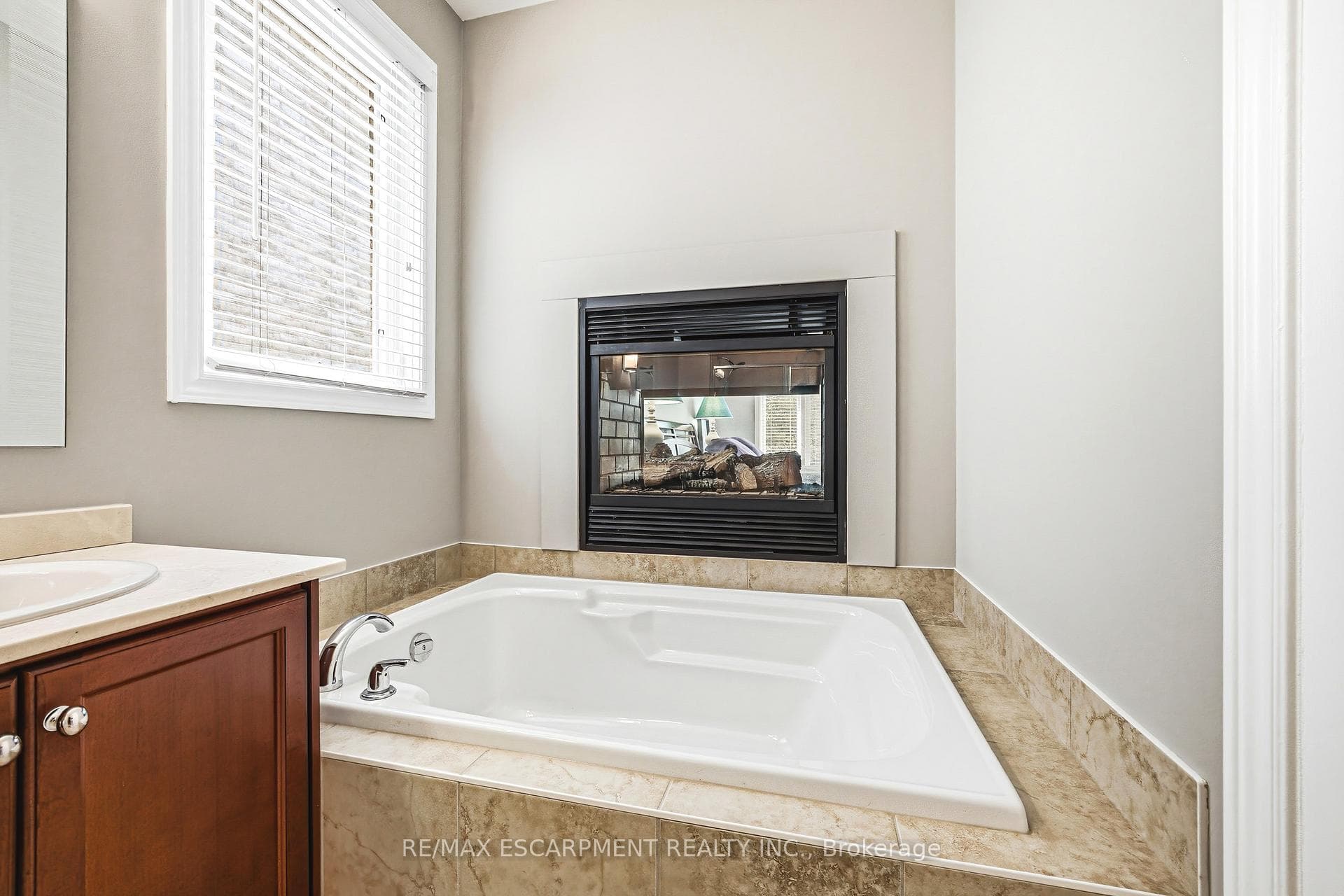 2178 Berwick Drive - Detached photo 20 of 50 in Burlington, Ontario