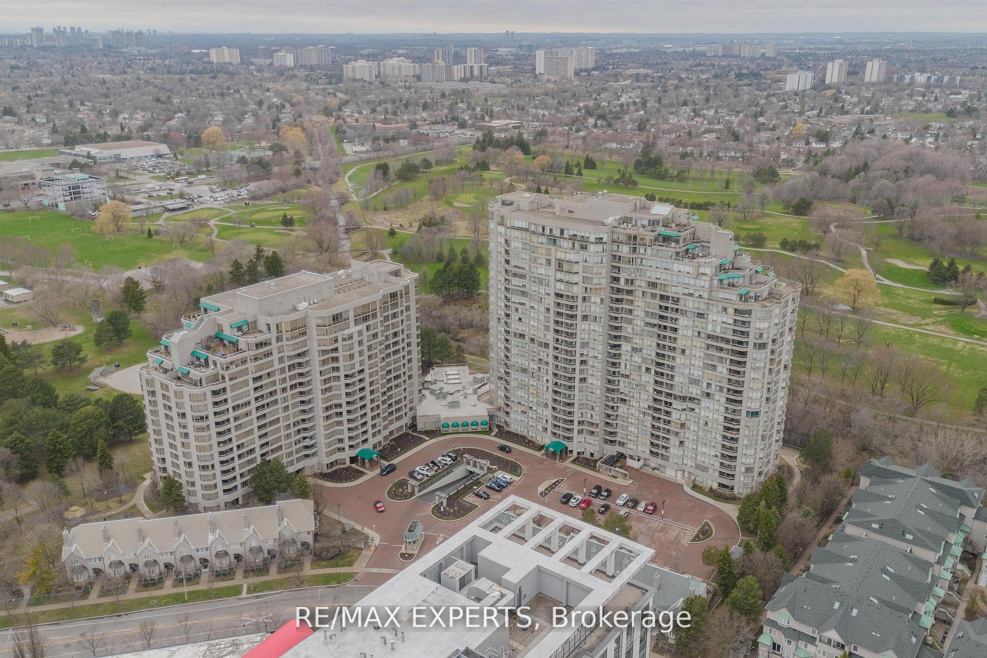 138 Bonis Avenue Unit 527 - Condo photo 1 of 42 in Scarborough Village / Eglinton East, Ontario
