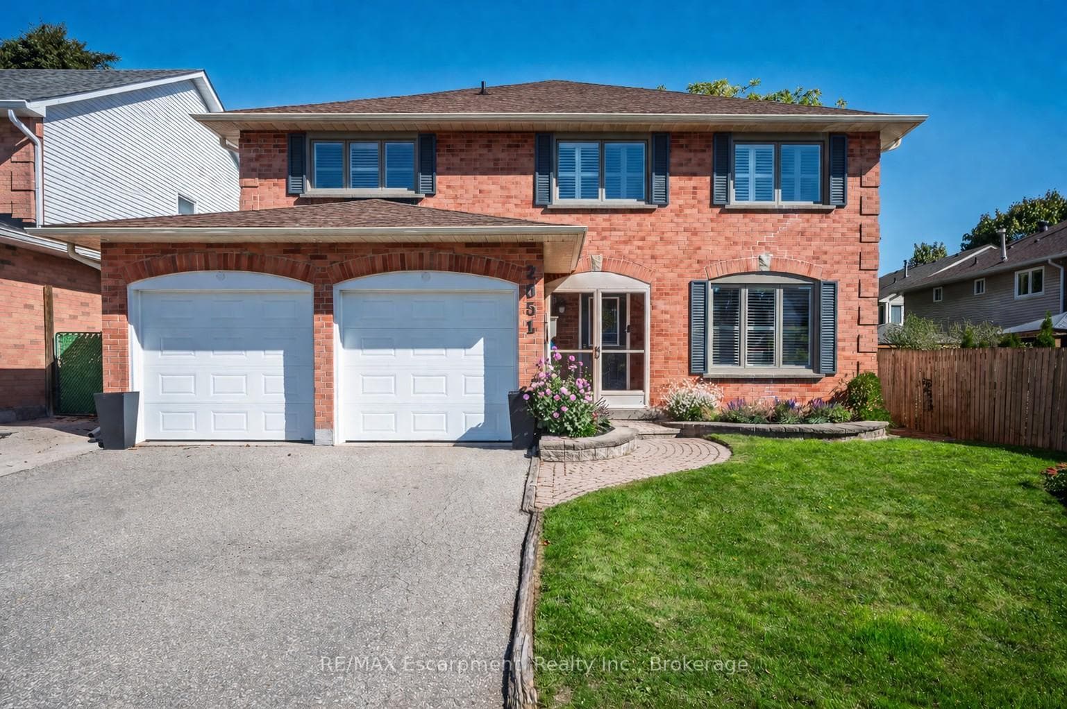 2051 Deer Run Avenue - Detached for sale in Brant Hills, Ontario