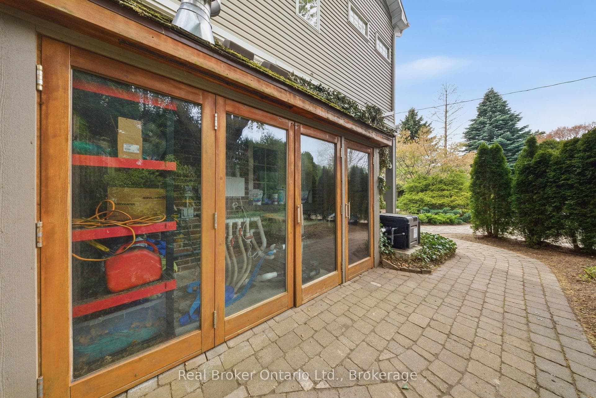 383 North Shore Boulevard - Detached photo 39 of 46 in Burlington, Ontario