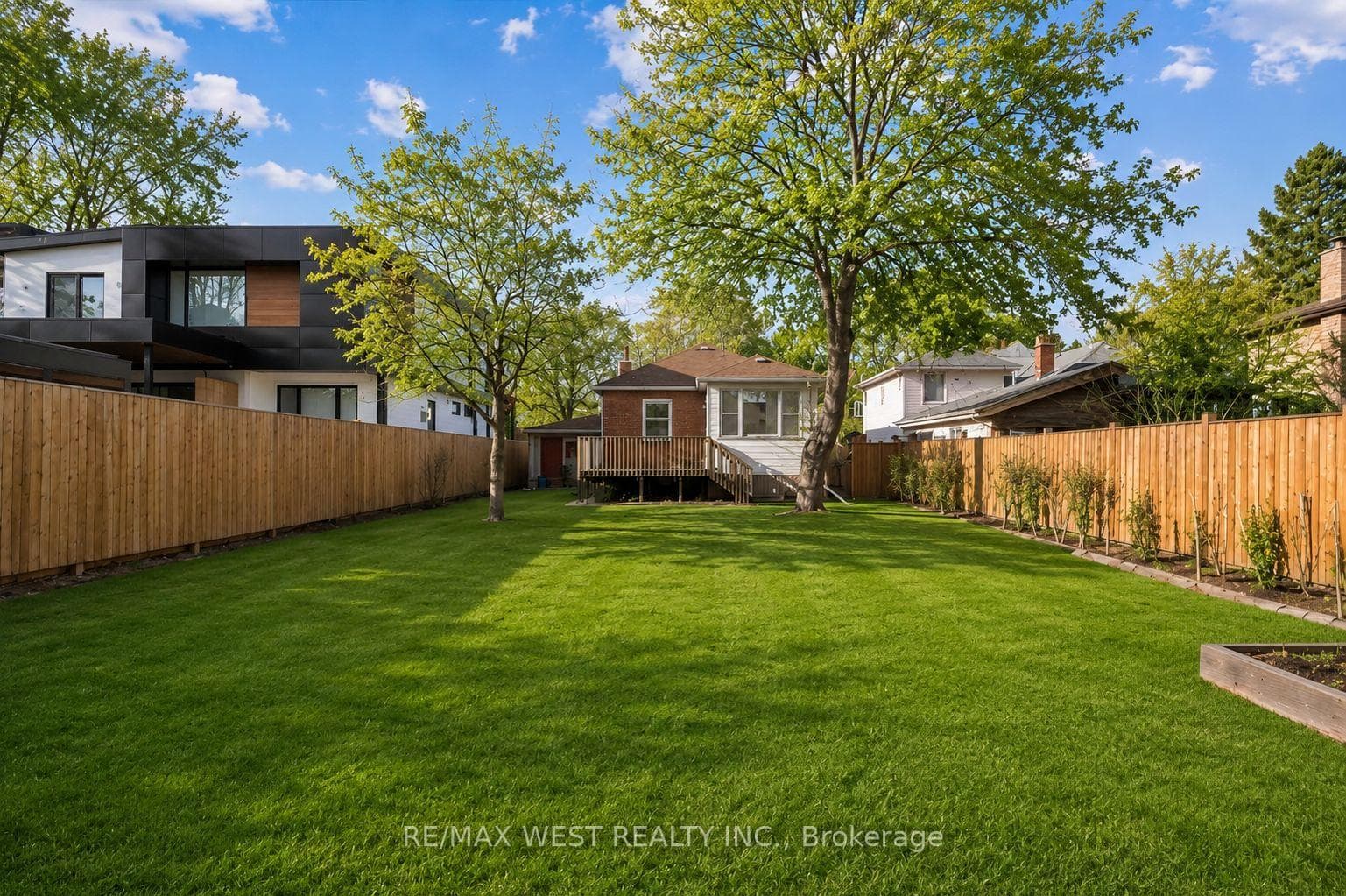 29 Prennan Avenue - Detached photo 8 of 8 in Etobicoke (Islington / Rexdale), Ontario