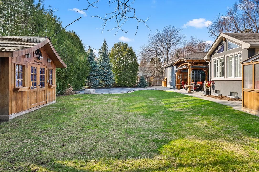 214 MAPLE GROVE Drive - Detached photo 45 of 49 in Oakville, Ontario