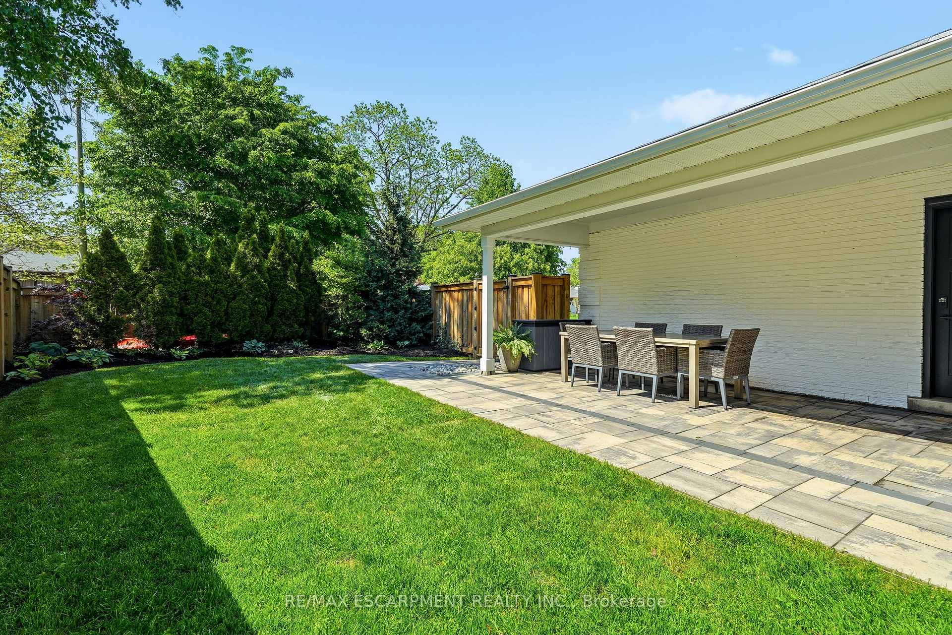 394 RANKIN Drive - Detached photo 47 of 50 in Burlington, Ontario