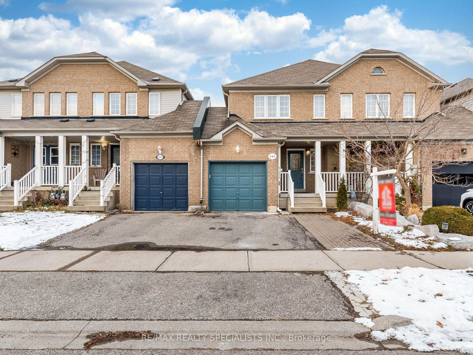 203 Sherwood Road - Townhouse for sale in Scott, Ontario