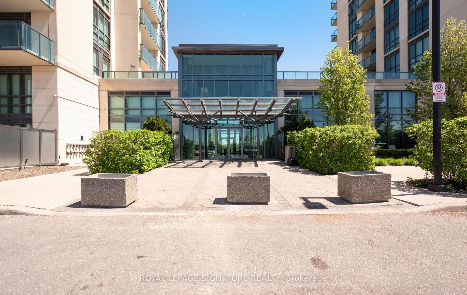 55 Yorkland Boulevard Unit PH1202 - Condo photo 4 of 50 in Brampton, Ontario