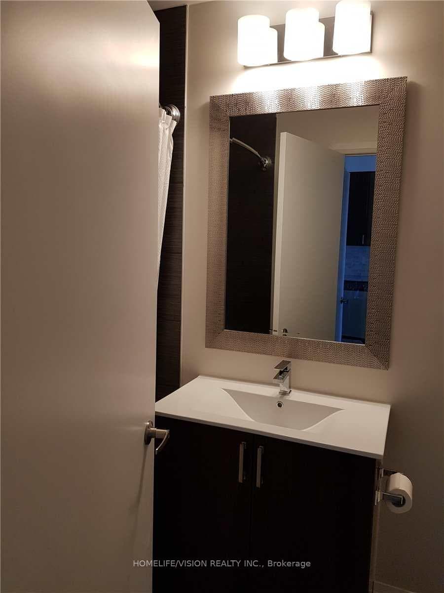 22 East Haven Drive Unit 533 - Condo photo 4 of 9 in Birch Cliff / Cliffside, Ontario