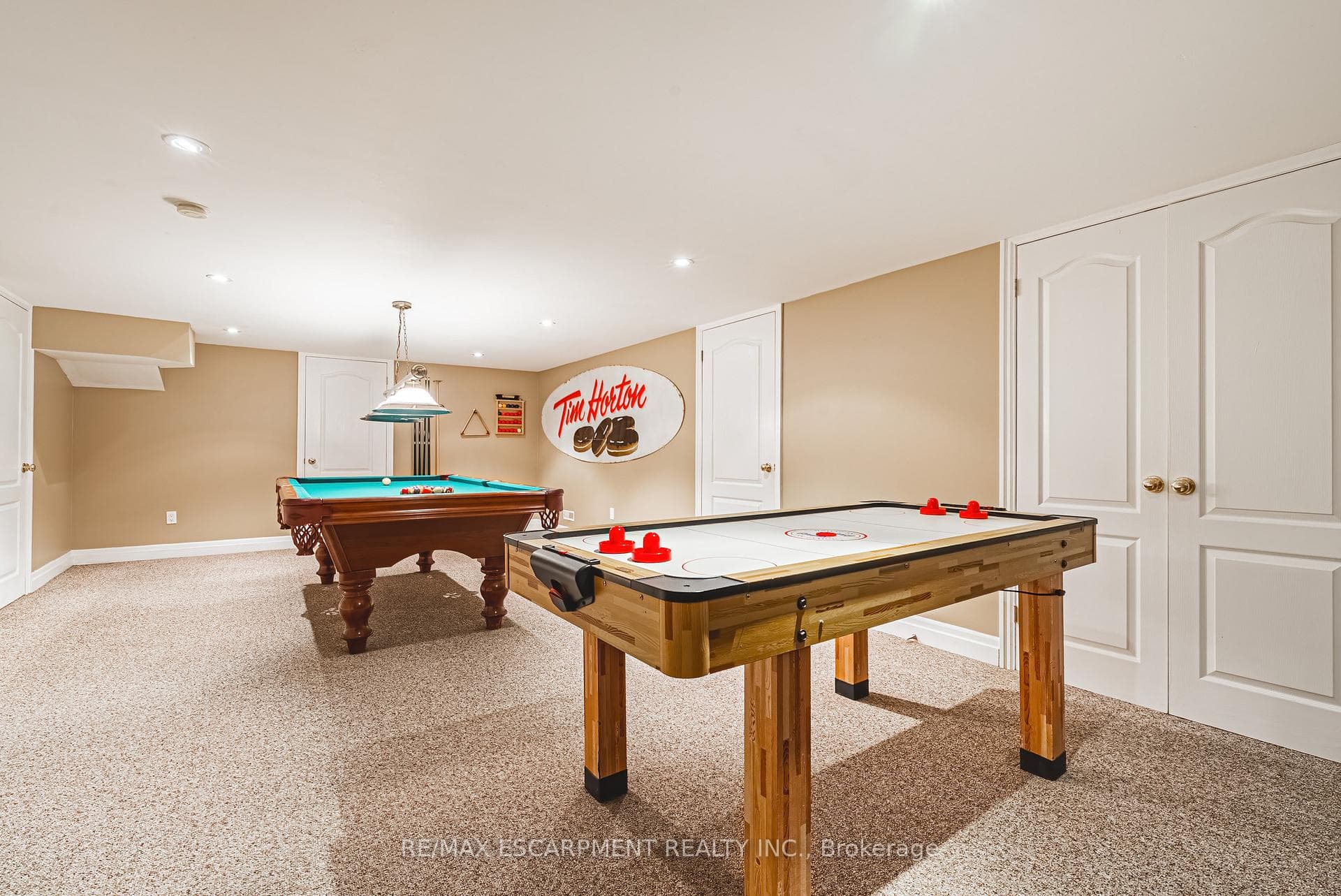 7 Colonial Crescent - Detached photo 41 of 49 in Oakville, Ontario