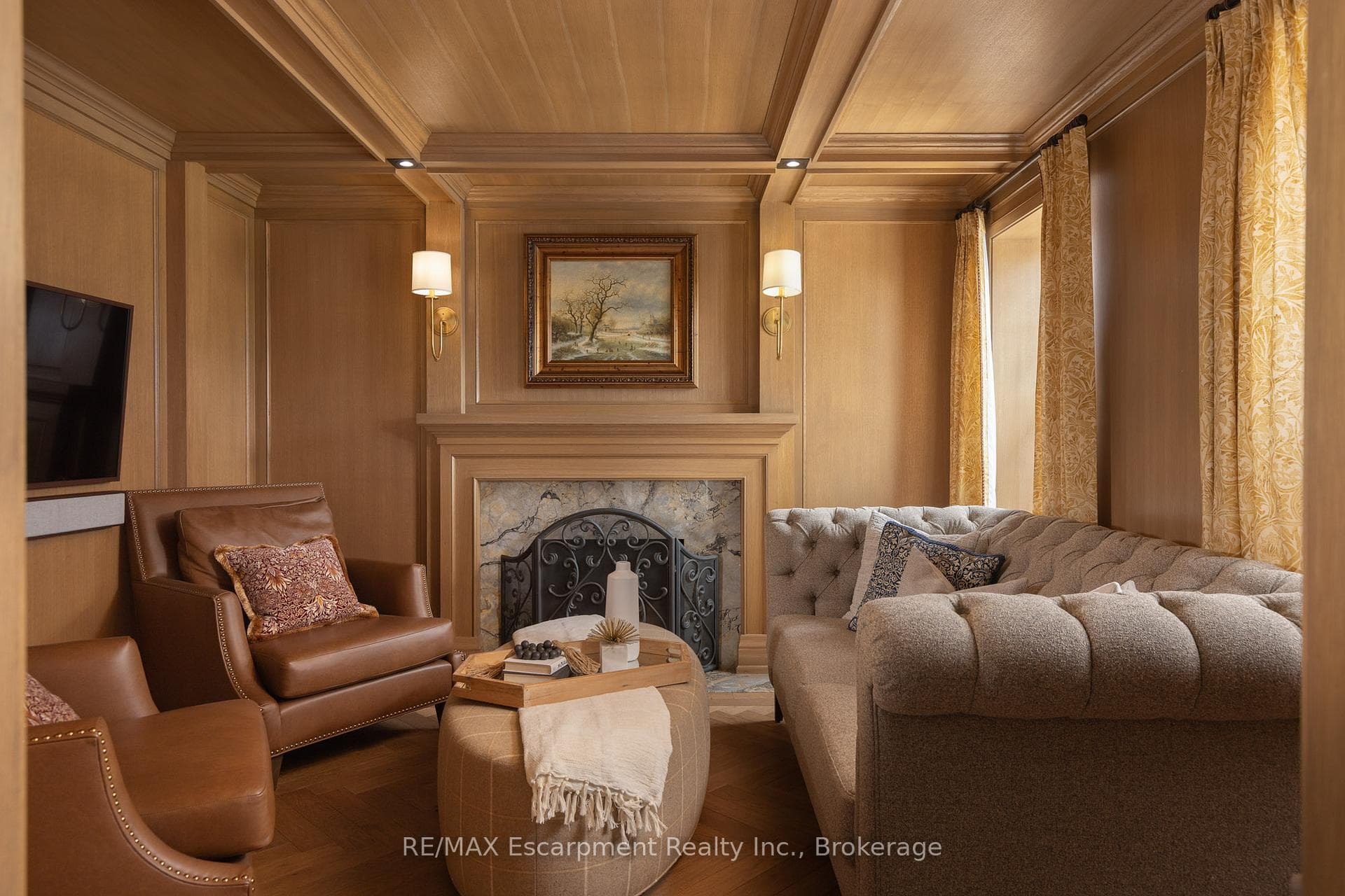 146 Abbey Court - Detached photo 16 of 45 in Oakville, Ontario