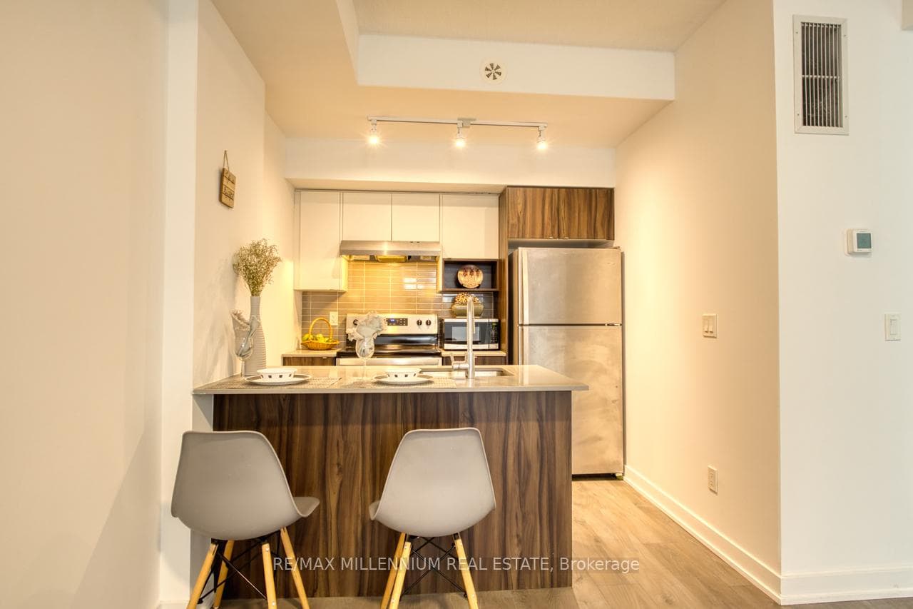 1131 Cooke Boulevard Unit 709 - New Construction photo 7 of 25 in Burlington, Ontario