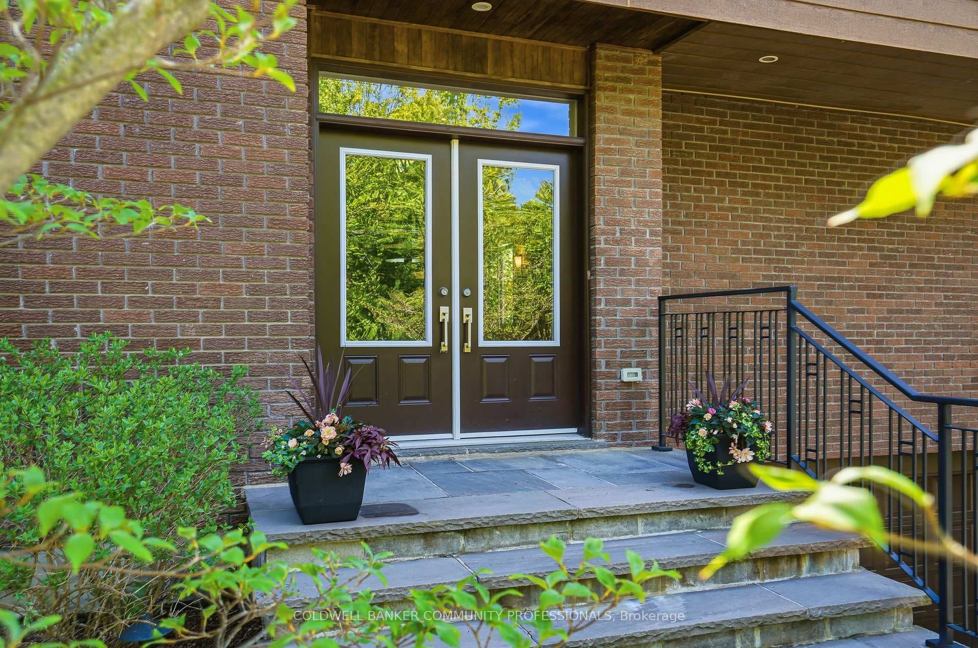 2552 Britannia Road - Detached photo 9 of 50 in Burlington, Ontario