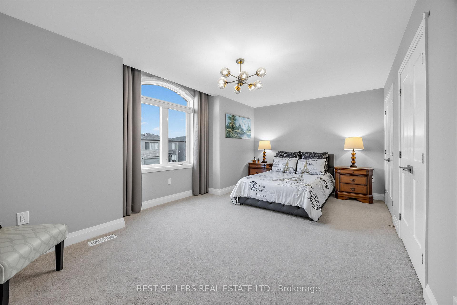 395 Klein Circle - Detached photo 16 of 38 in Hamilton, Ontario
