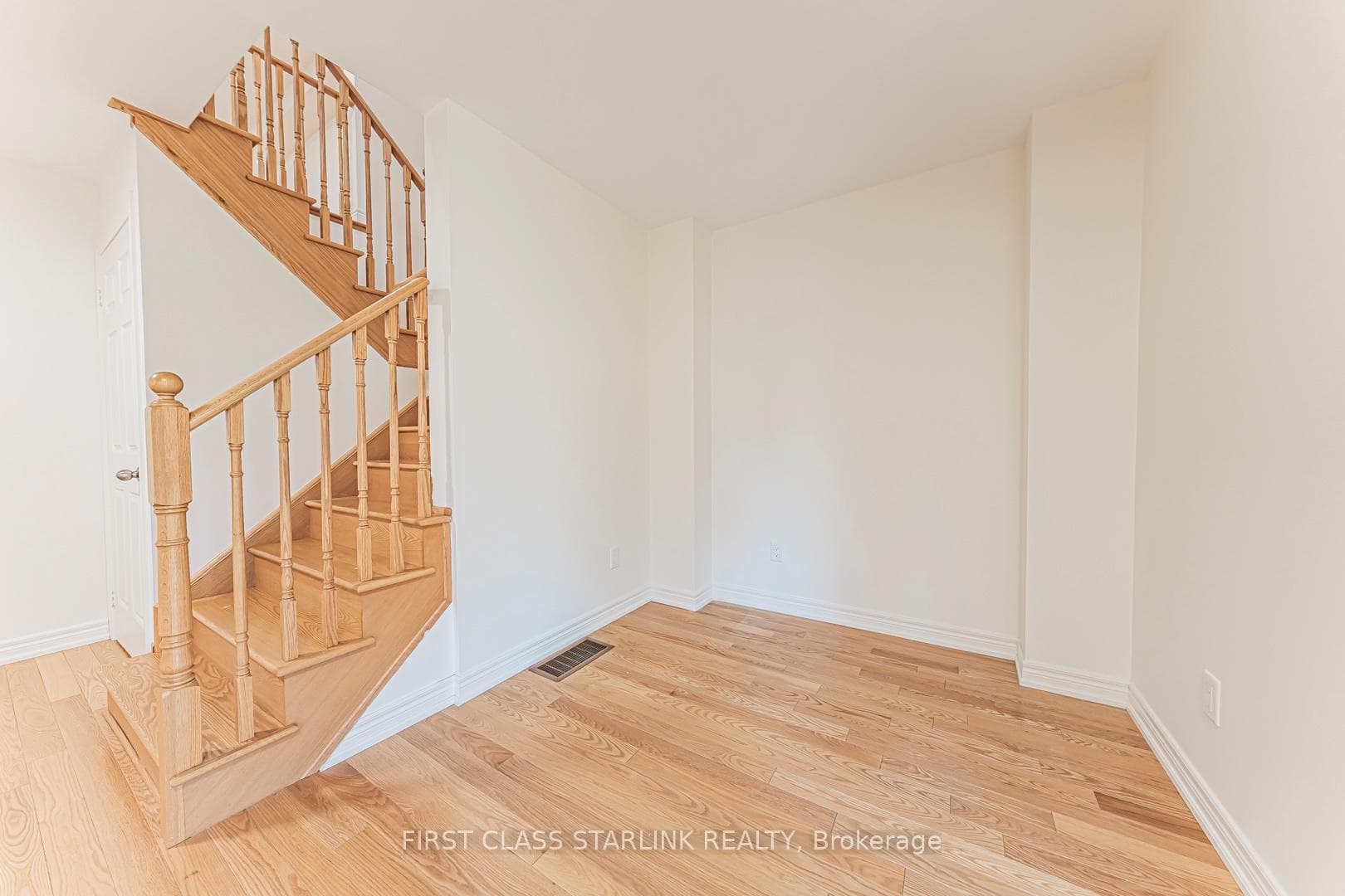 3964 THOMAS ALTON Boulevard - Semi-Detached photo 6 of 44 in Burlington, Ontario
