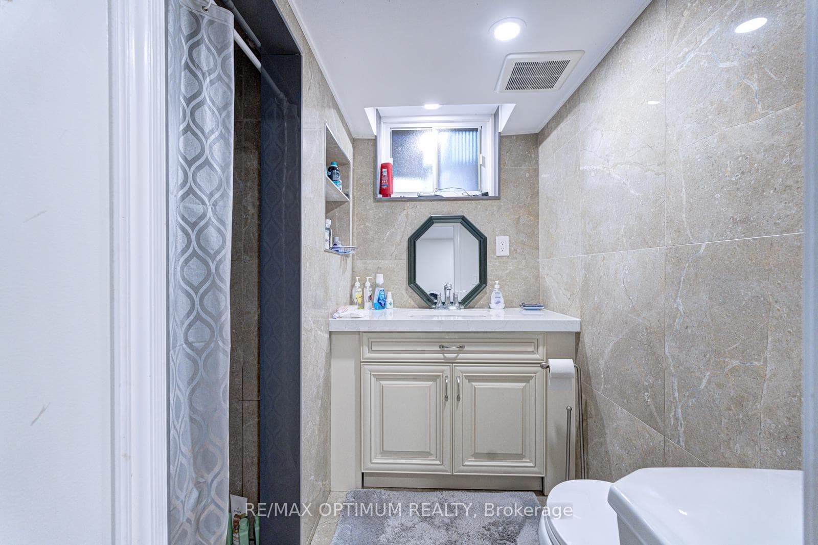 1747 Coram Crescent - Detached photo 32 of 50 in Mississauga, Ontario