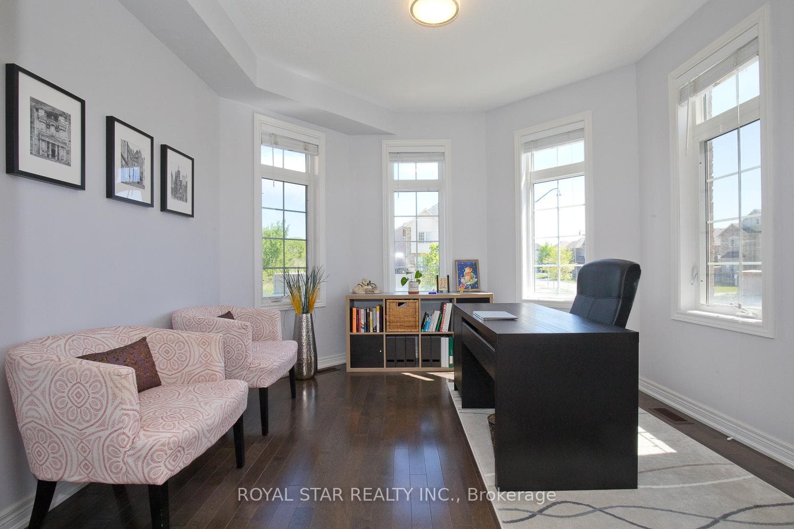 4 Berkwood Hollow - Detached photo 9 of 46 in Brampton, Ontario