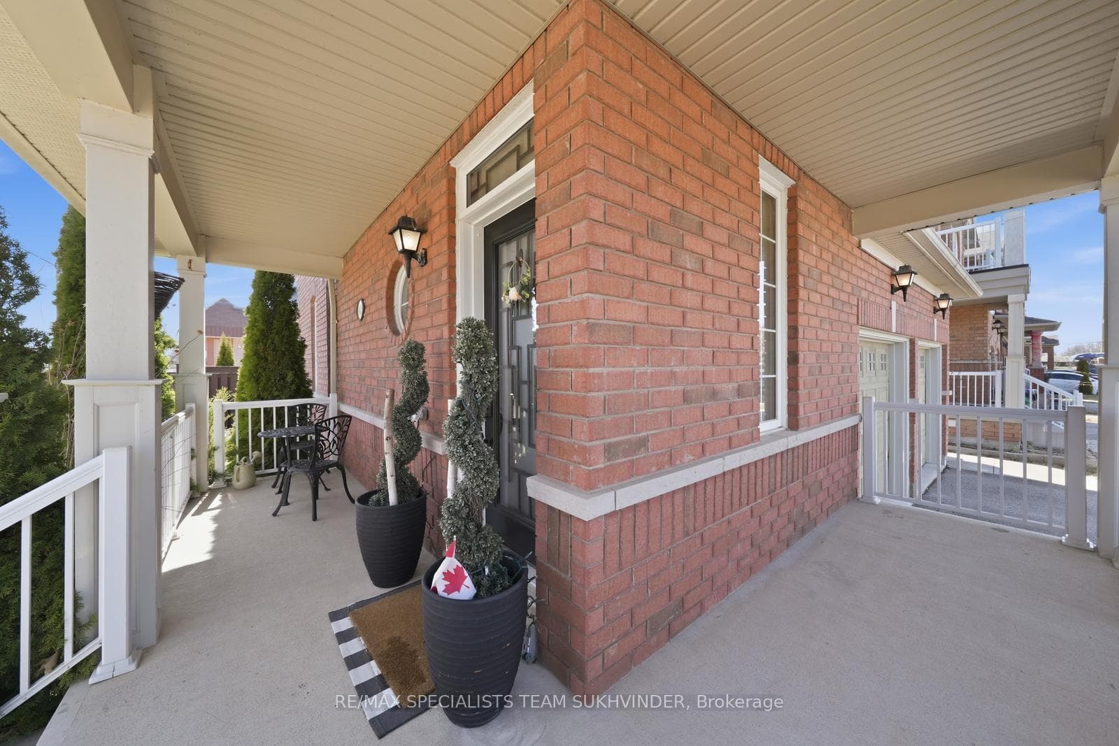 42 Delphinium Way - Detached photo 5 of 40 in Brampton, Ontario