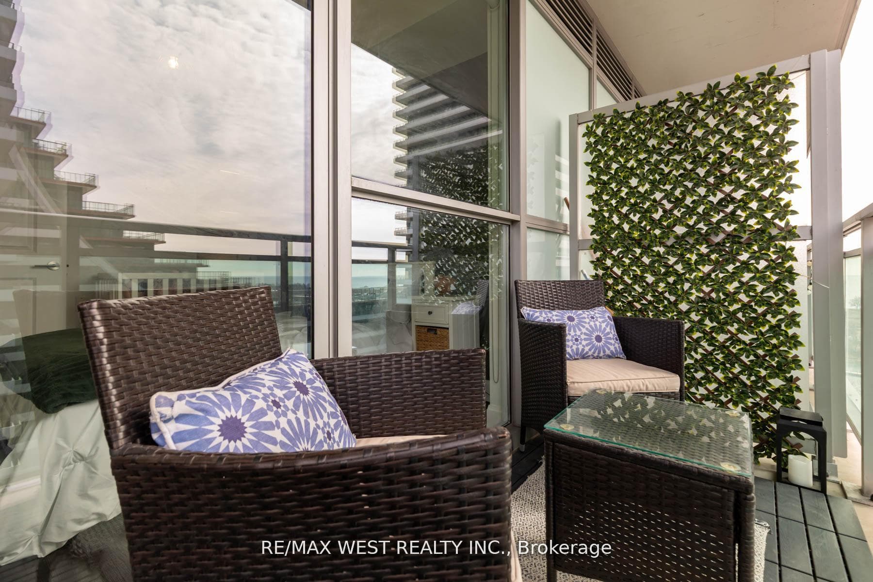 33 Shore Breeze Drive Unit 802 - Condo photo 26 of 38 in Liberty Village / Parkdale / South Parkdale, Ontario