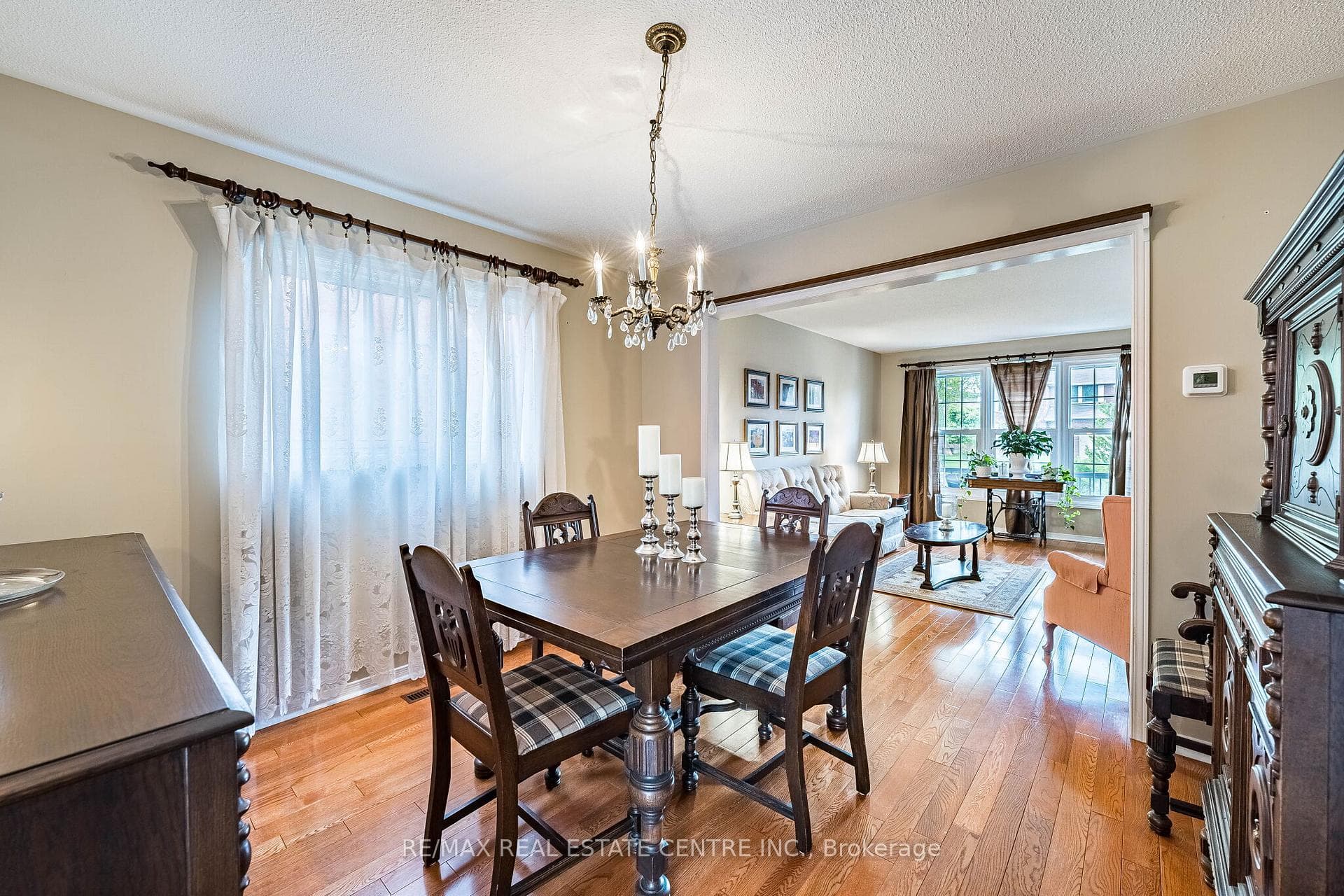 19 Mossbank Drive - Detached photo 13 of 47 in Brampton, Ontario