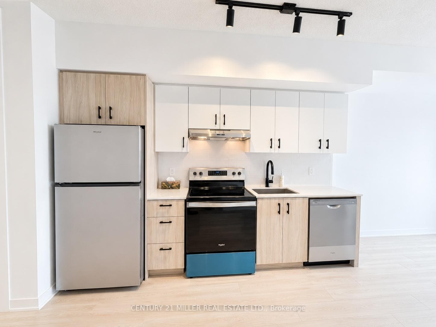 4878 Power Common Unit D811 - Condo photo 9 of 24 in Burlington, Ontario