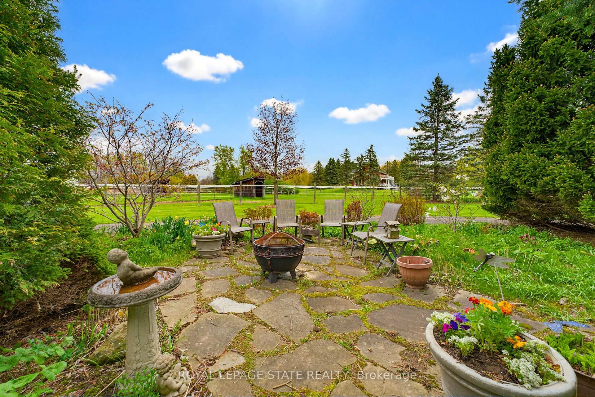 10 huisman Lane - Detached photo 37 of 50 in Hamilton, Ontario