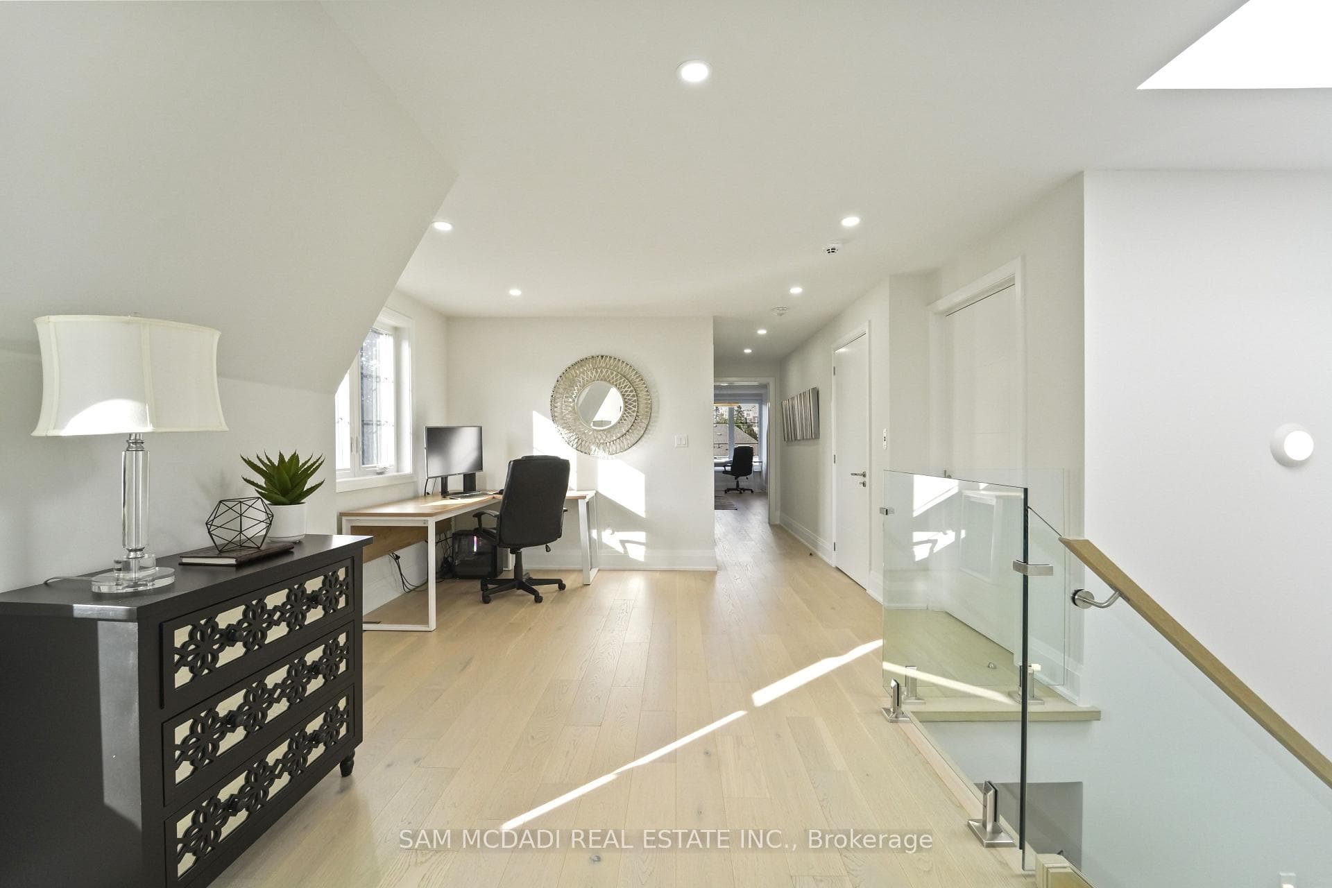 11B Maple Avenue - Semi-Detached photo 27 of 49 in Mississauga, Ontario