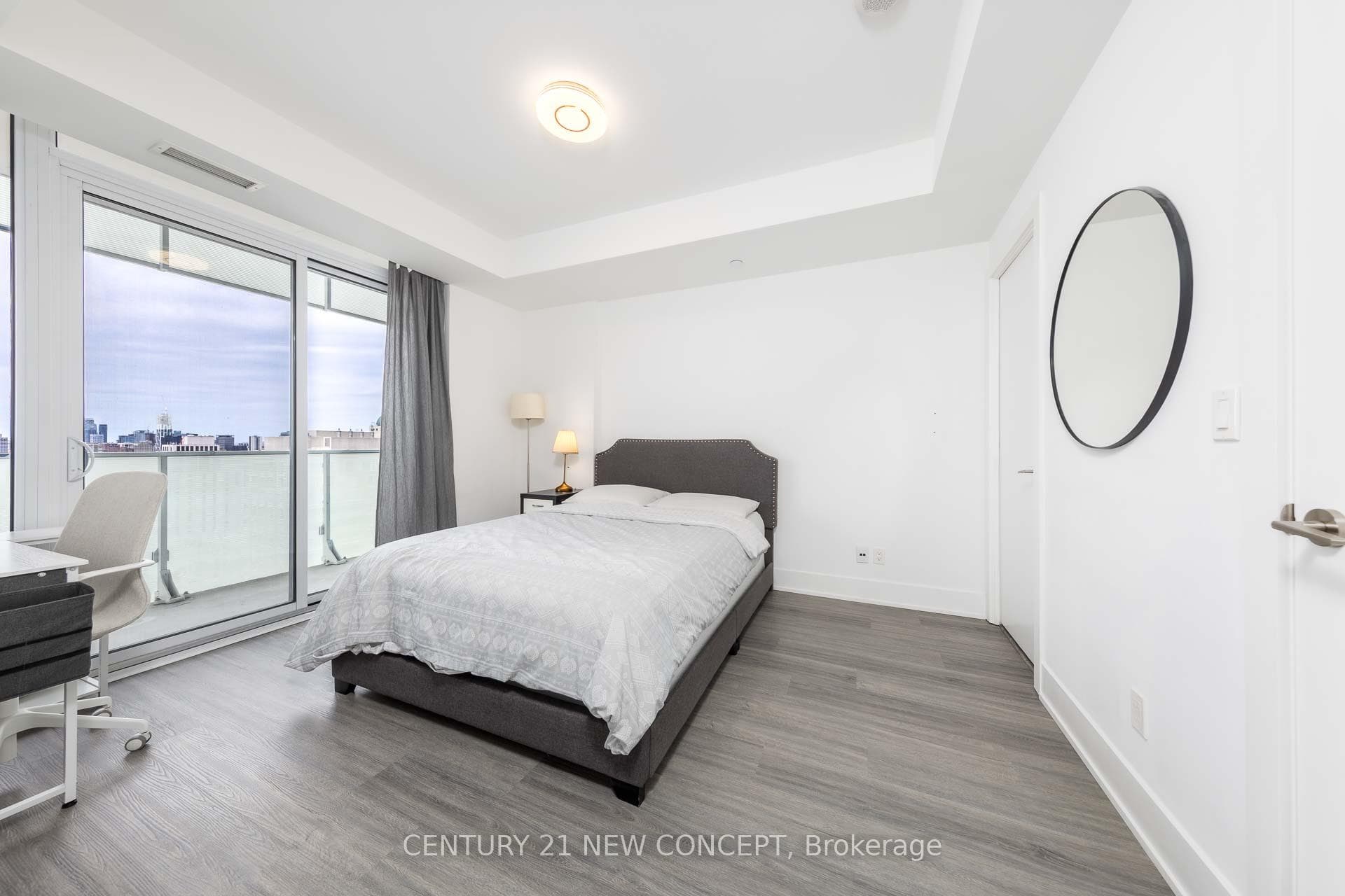 200 Bloor Street Unit 2606 - Condo photo 8 of 50 in Annex / Yorkville / Summerhill, Ontario