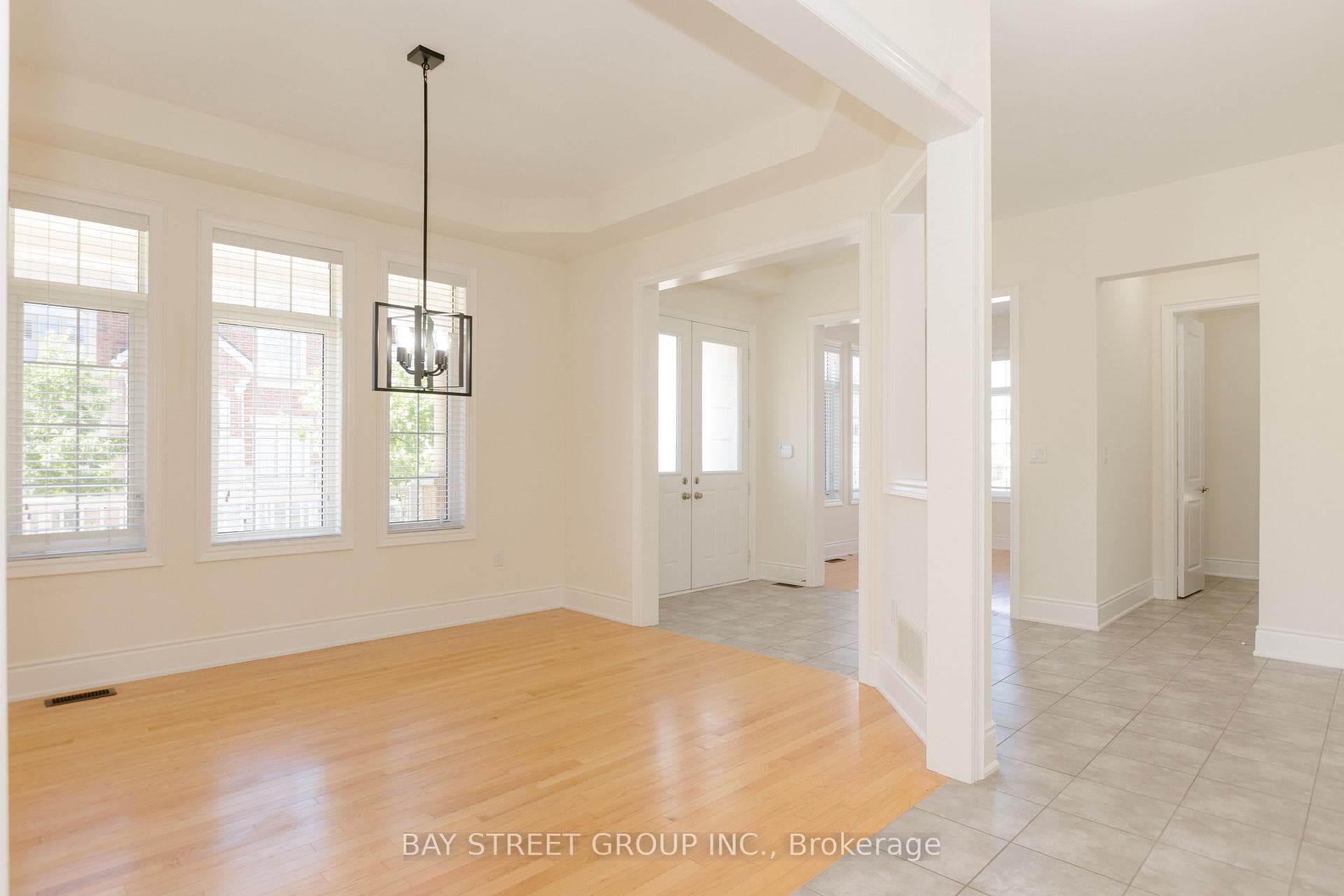 3127 Streamwood Pass - Detached photo 4 of 48 in Oakville, Ontario