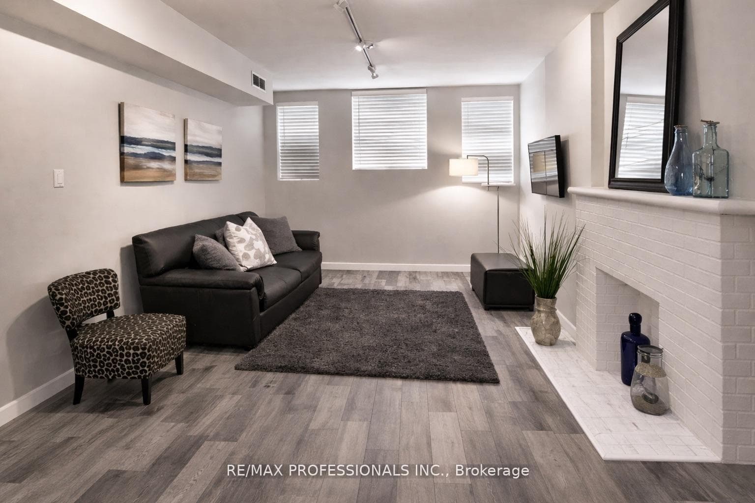 412 Jarvis Street Unit 105 - Condo photo 4 of 18 in Regent Park / Cabbagetown / St. James Town, Ontario
