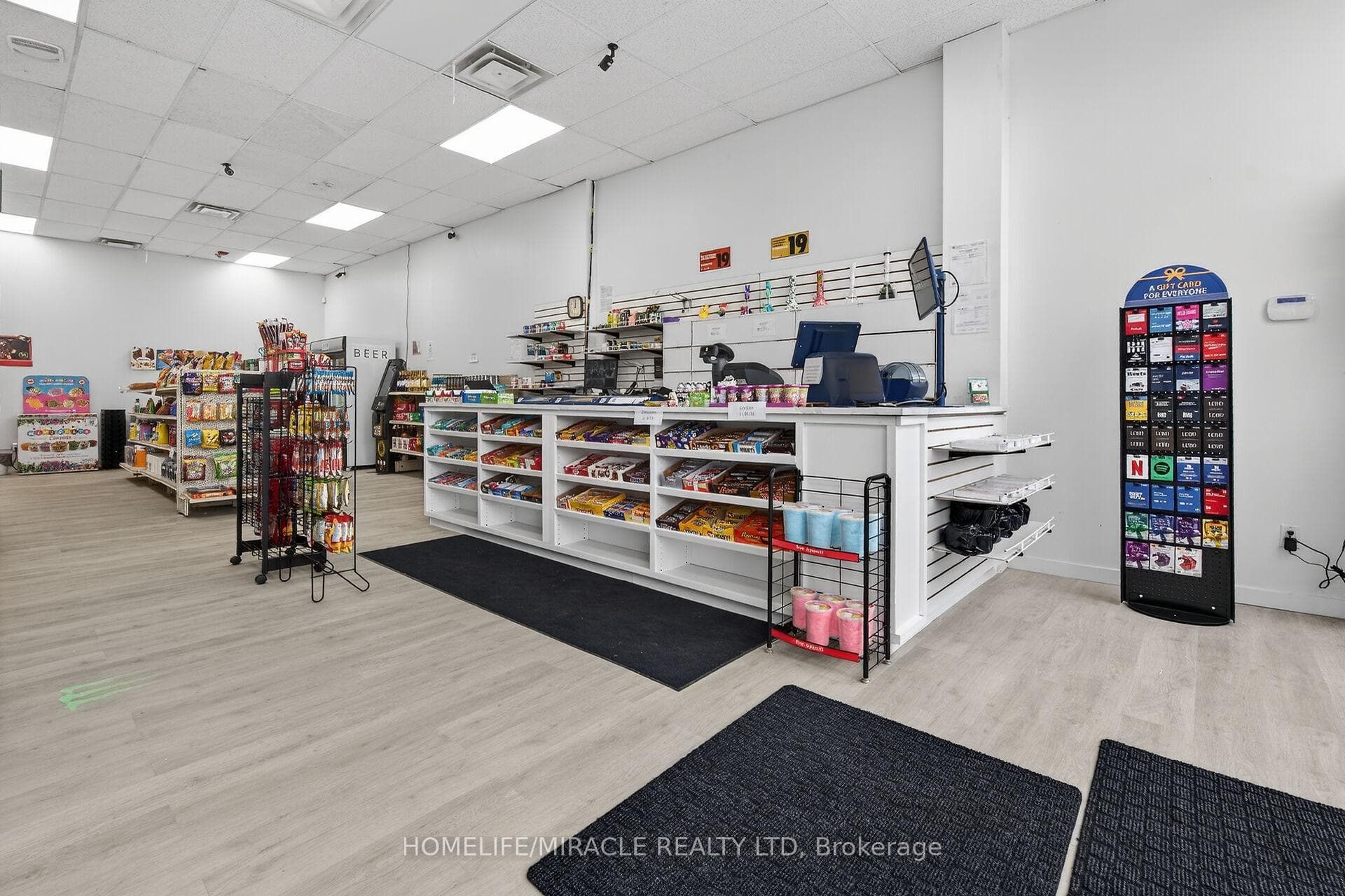 1051 Upper James Street - Commercial photo 6 of 17 in Hamilton, Ontario