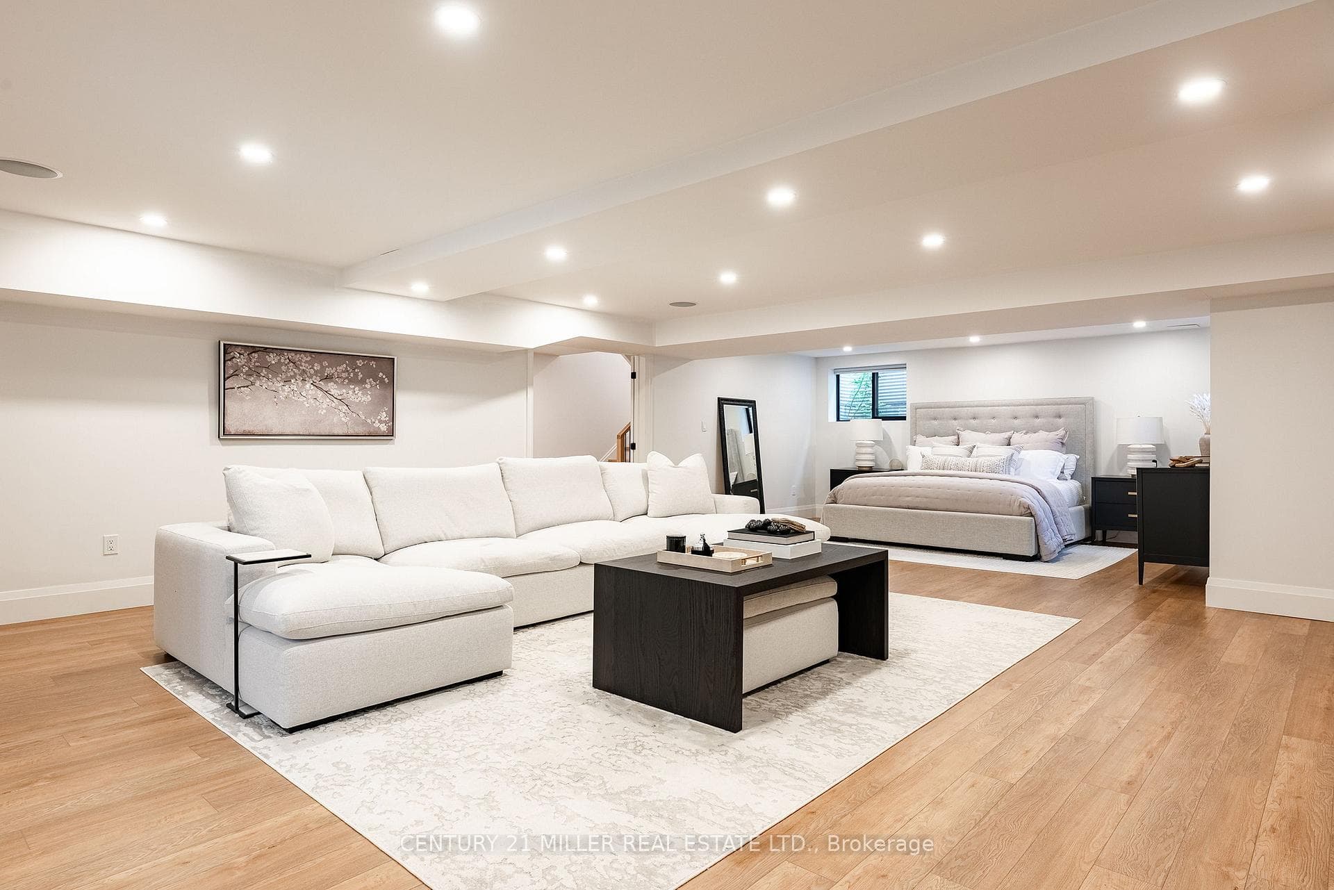 257 Sunrise Crescent - Detached photo 32 of 44 in Oakville, Ontario