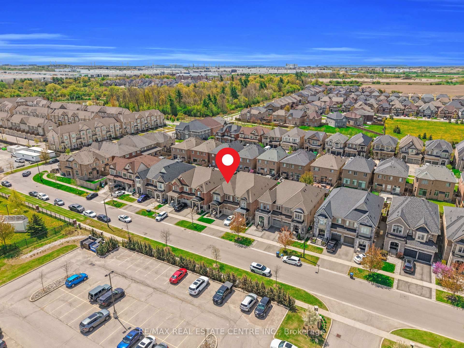 24 Rising Hill Ridge - Semi-Detached photo 2 of 47 in Brampton, Ontario