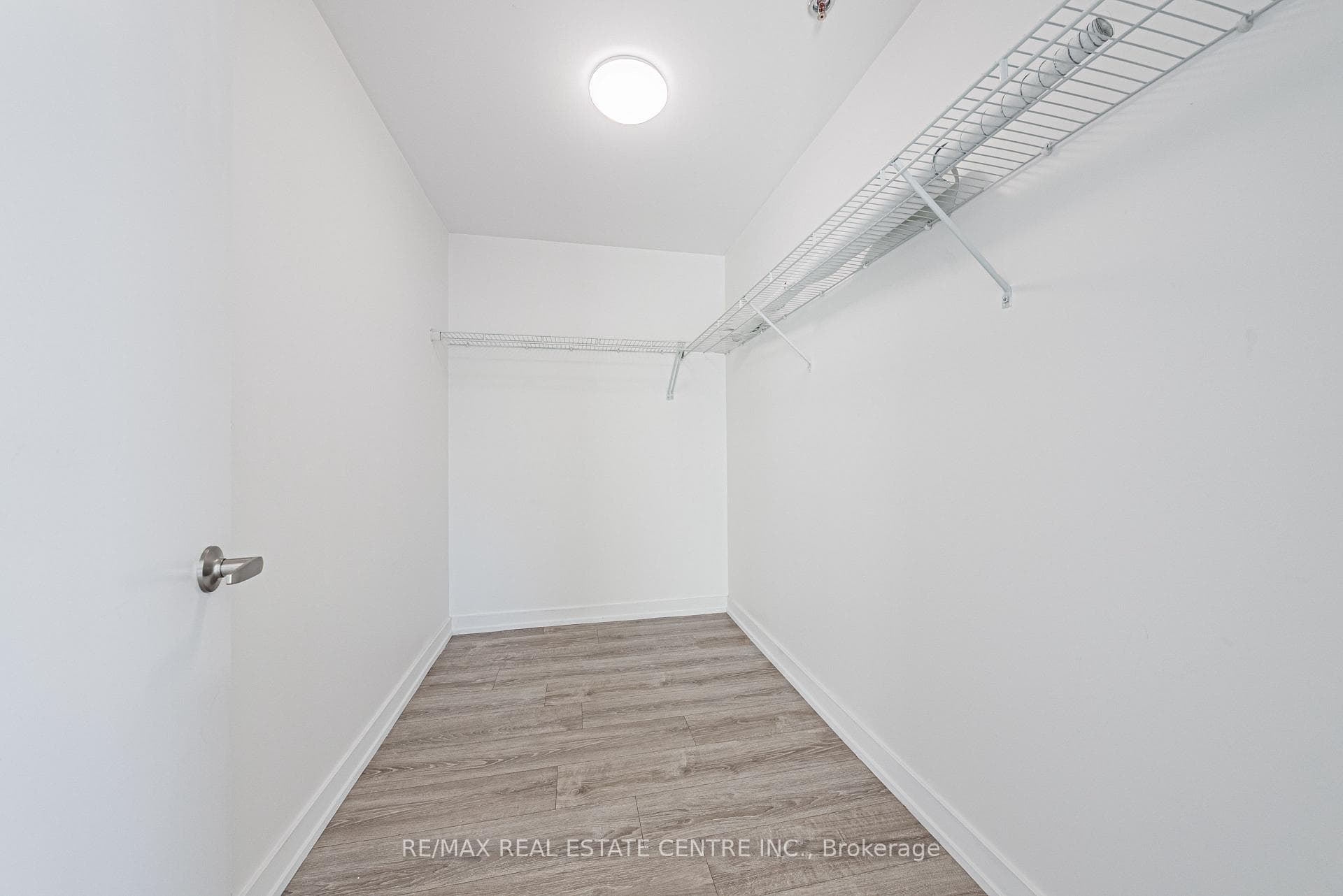 2486 Old Bronte Road Unit 706 - Condo photo 23 of 38 in Oakville, Ontario