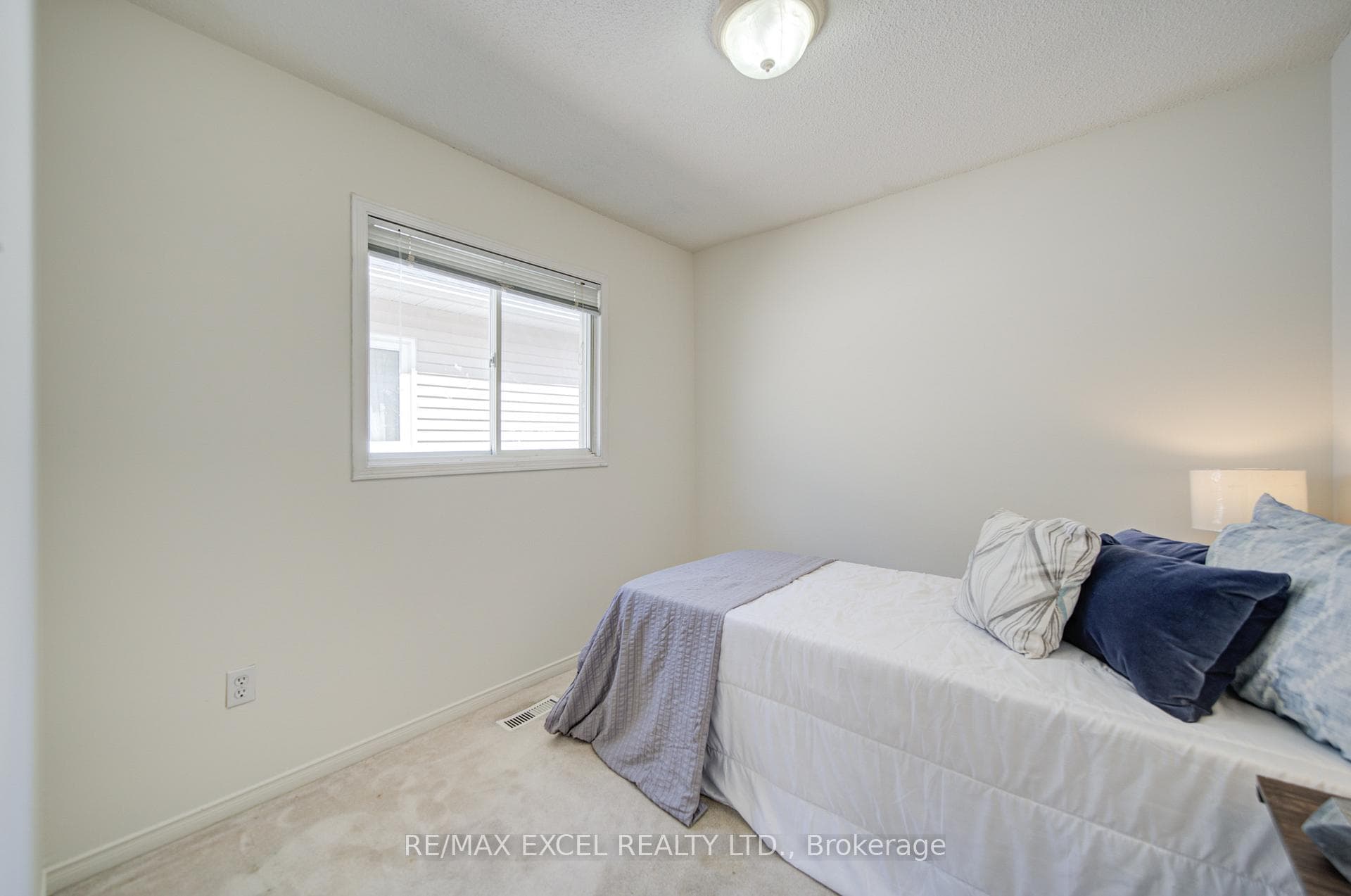 5148 Porter Street - Semi-Detached photo 32 of 48 in Burlington, Ontario