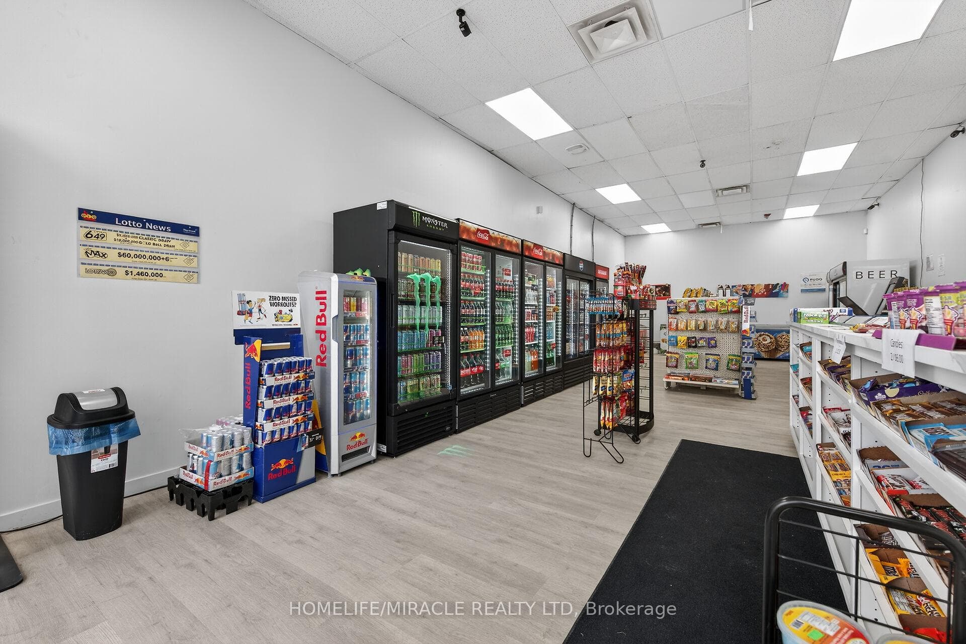 1051 Upper James Street - Commercial photo 8 of 17 in Hamilton, Ontario