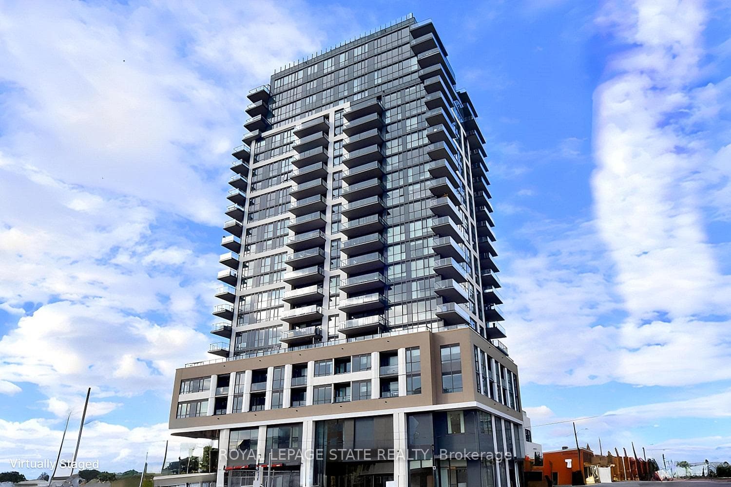 2007 James Street Unit 1301 - home for sale in Burlington, Ontario