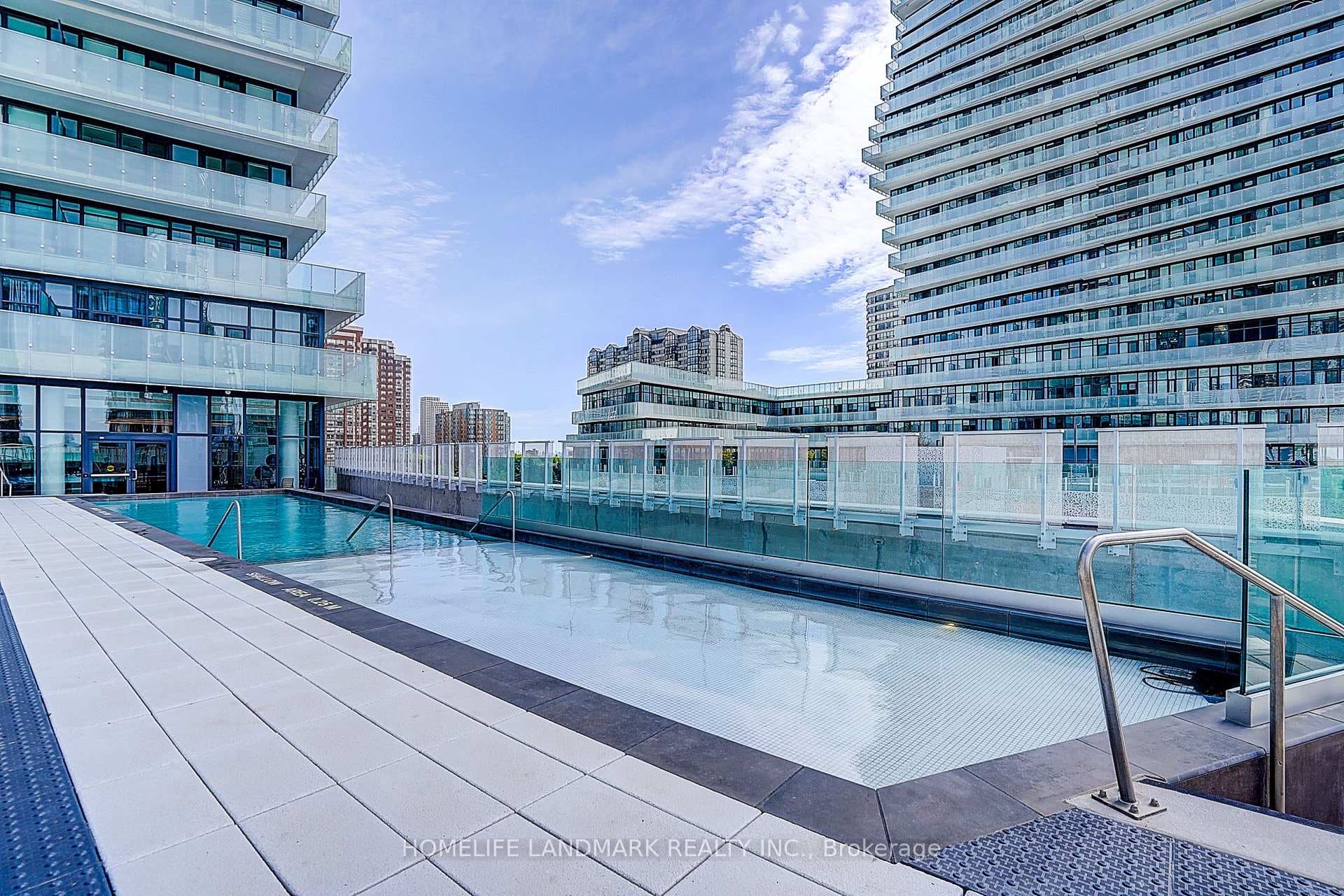 3900 Confederation Parkway Unit 3710 - Condo photo 44 of 50 in Mississauga, Ontario