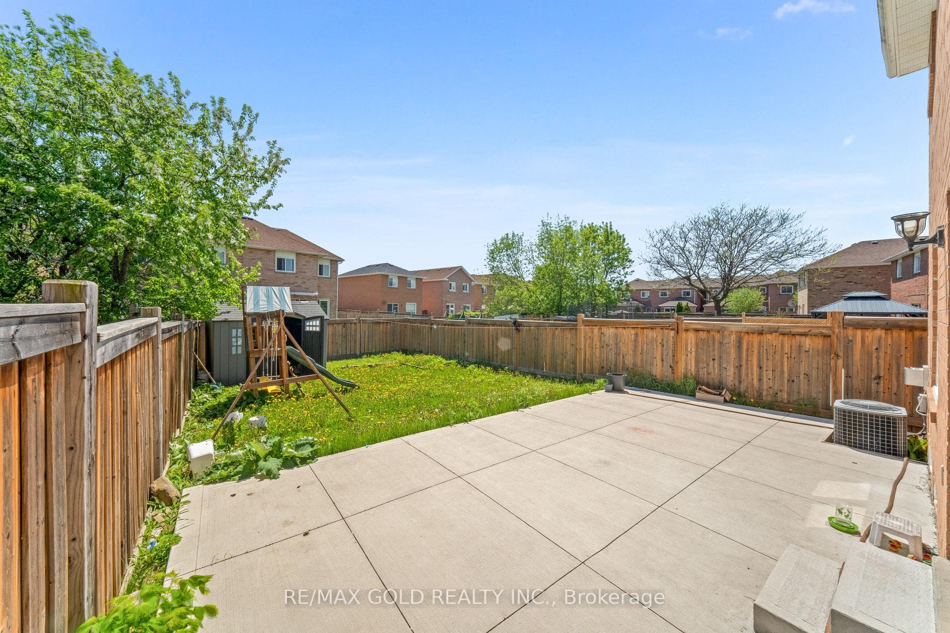 31 Ravenscliffe Court - Detached photo 31 of 32 in Brampton, Ontario