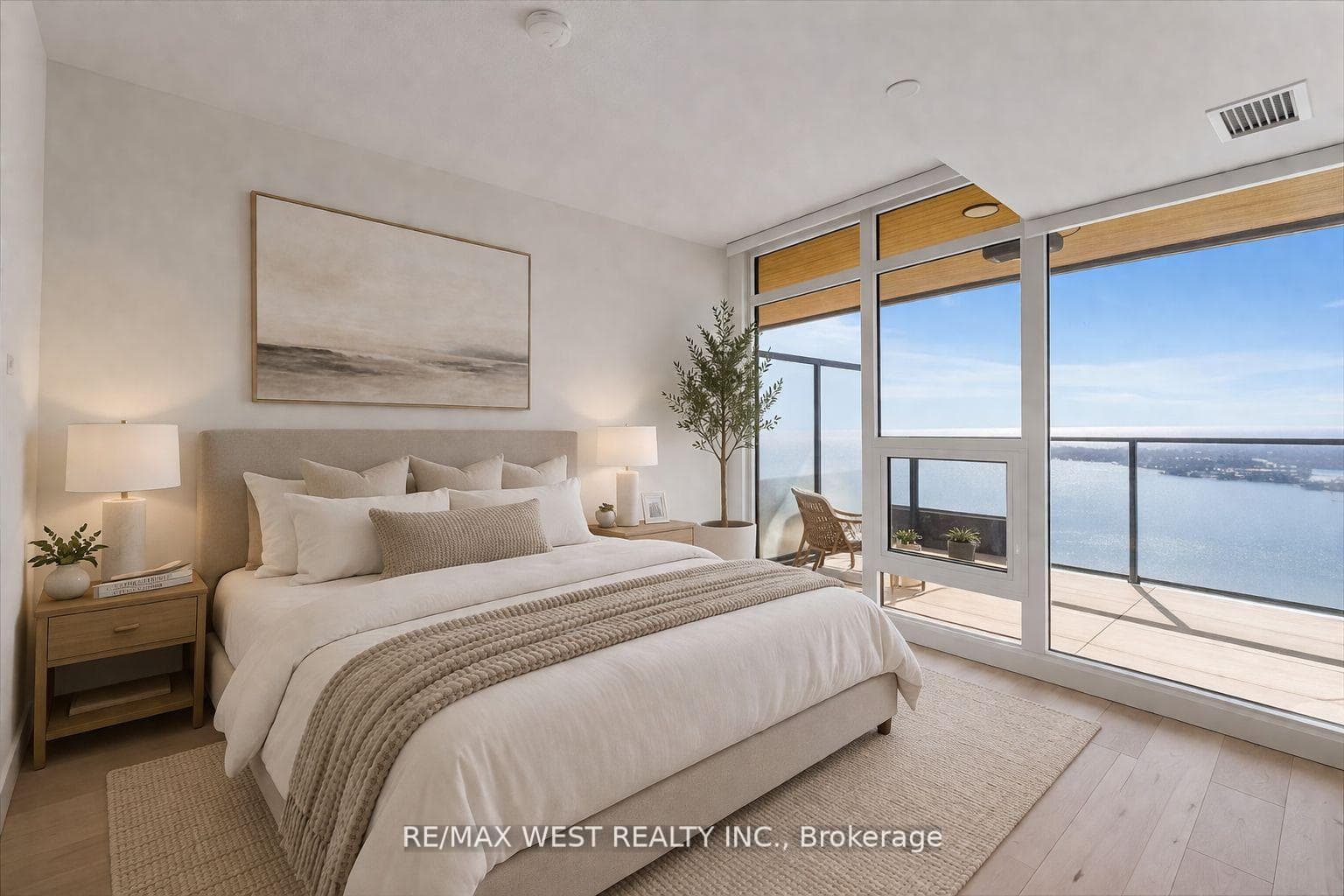 1 Concord Cityplace Way Unit 5709 - Condo photo 13 of 44 in Downtown Toronto / Waterfront, Ontario