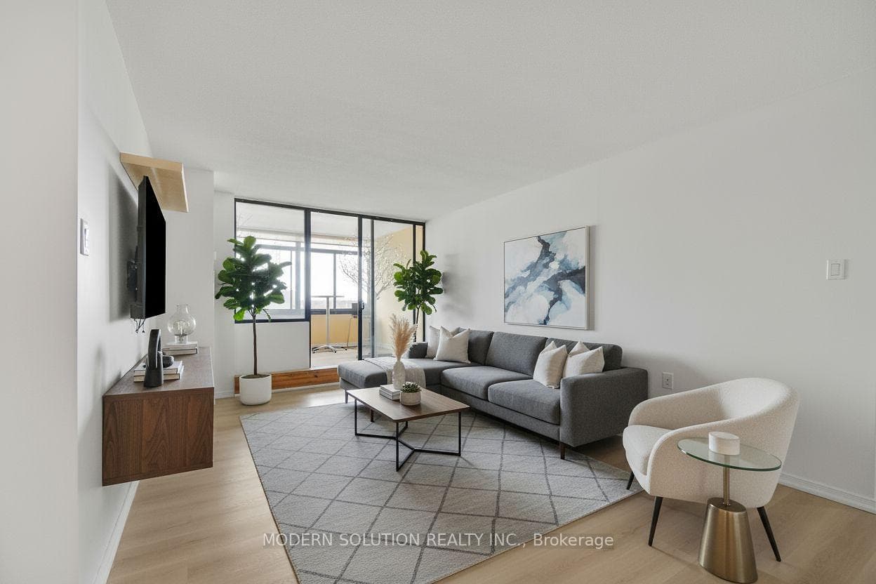 18 Knightsbridge Road Unit 1604 - home for sale in Brampton, Ontario